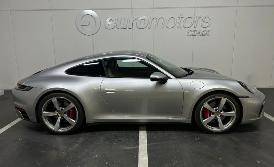 Porsche Carrera 4S 2020