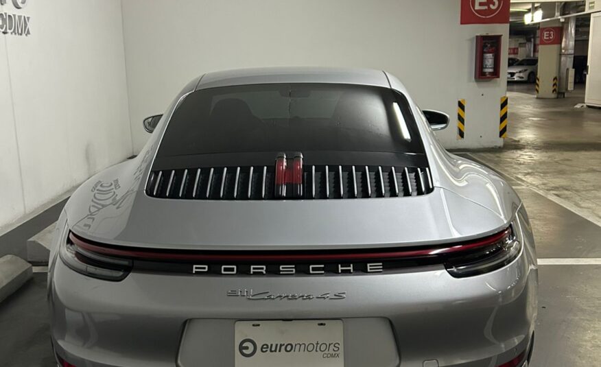 Porsche Carrera 4S 2020
