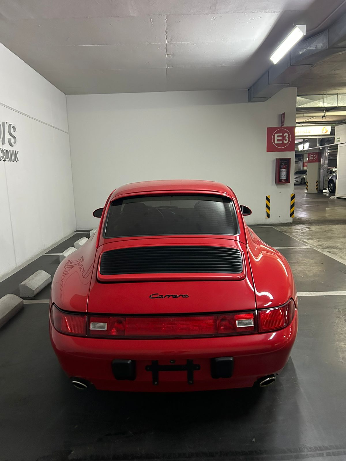 Porsche 911 Carrera 2 1995