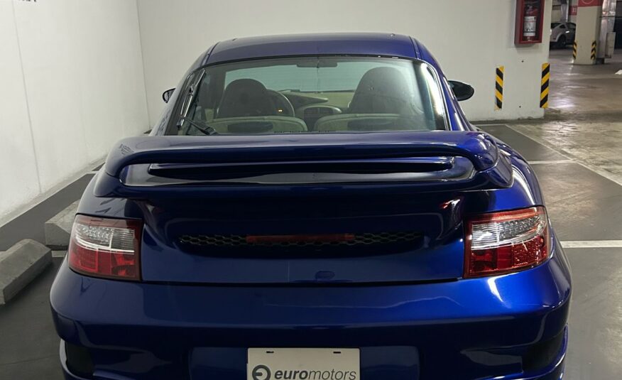 Porsche 911 Carrera 2 2002