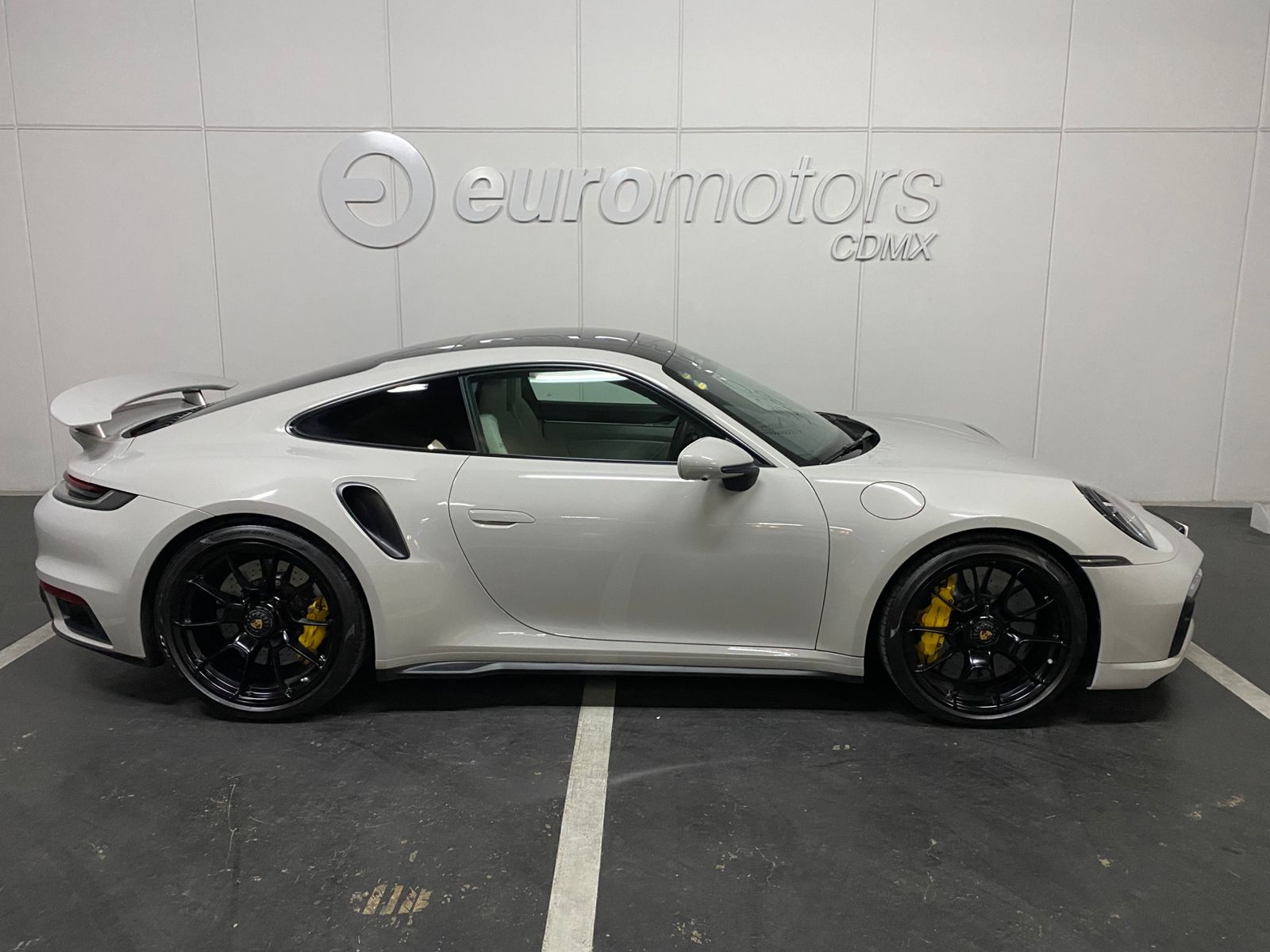 Porsche 911 Turbo S 2020