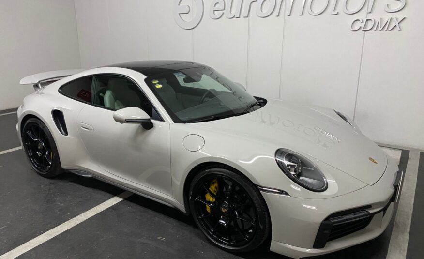 Porsche 911 Turbo S 2020