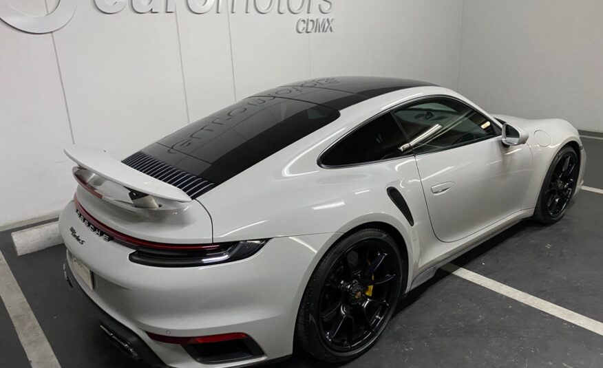 Porsche 911 Turbo S 2020