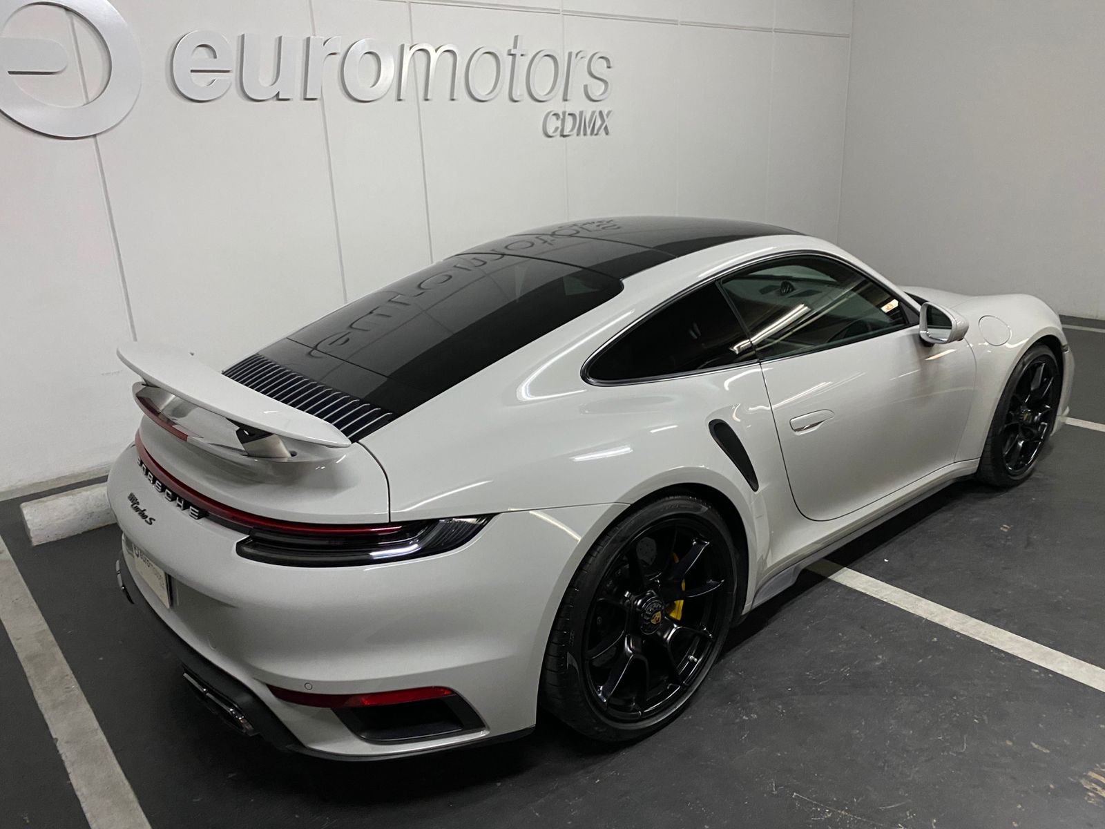 Porsche 911 Turbo S 2020