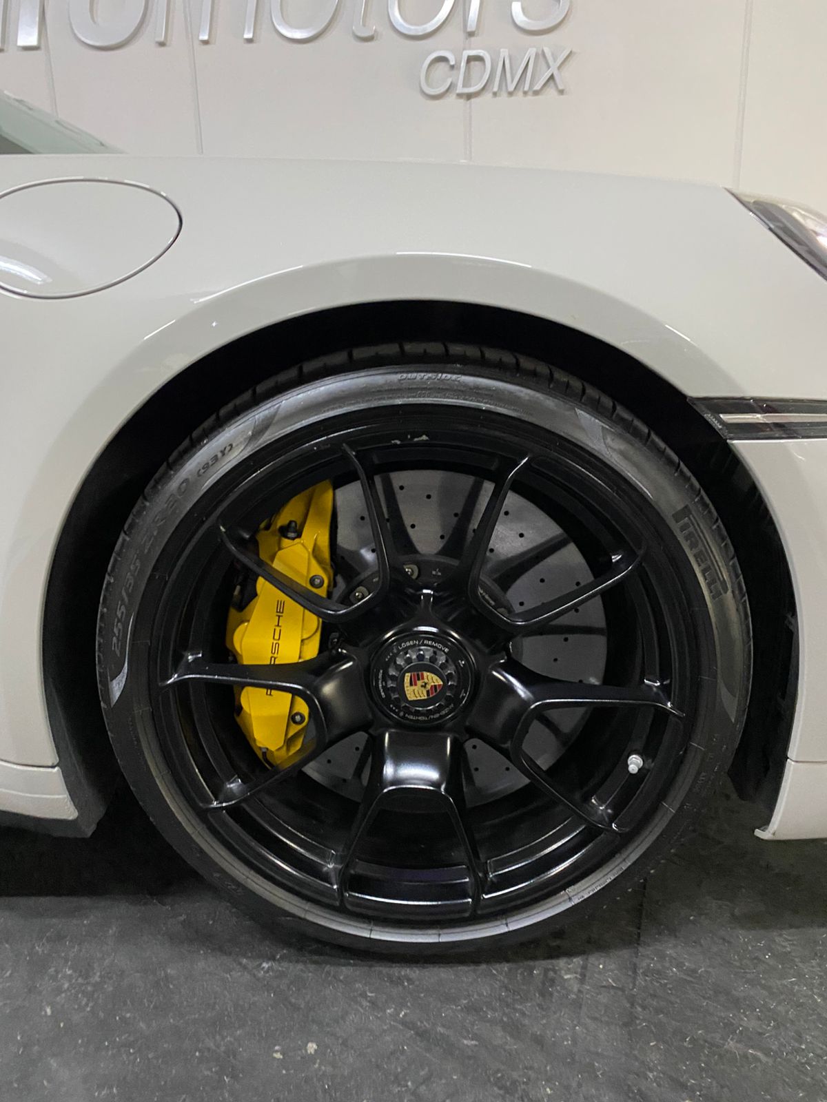 Porsche 911 Turbo S 2020