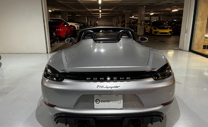 Porsche 718 Spyder 2023