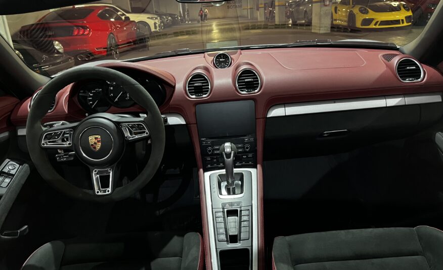 Porsche 718 Spyder 2023