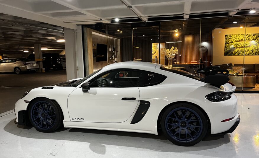 Porsche Cayman GT4 RS 2025
