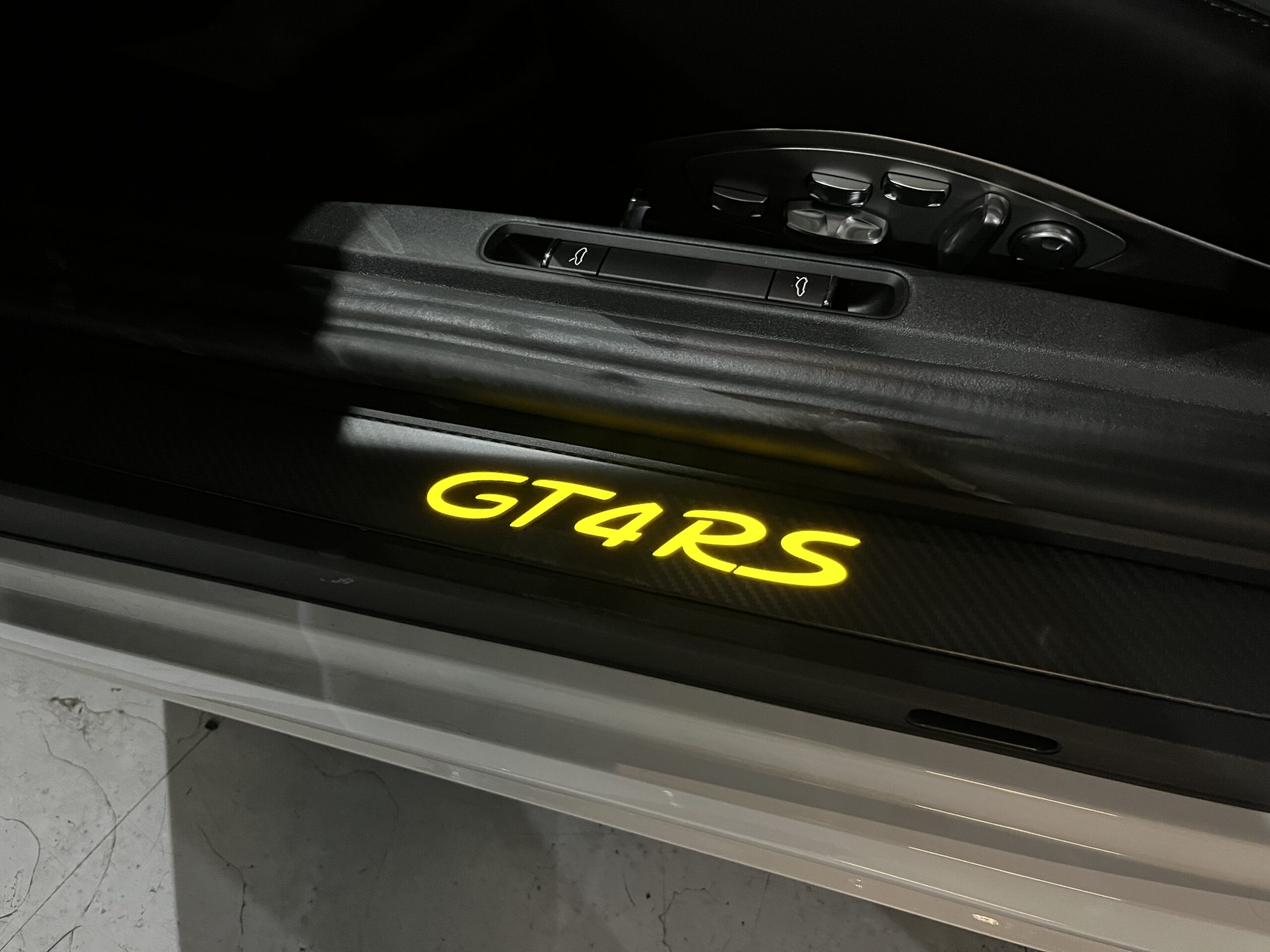 Porsche Cayman GT4 RS 2025