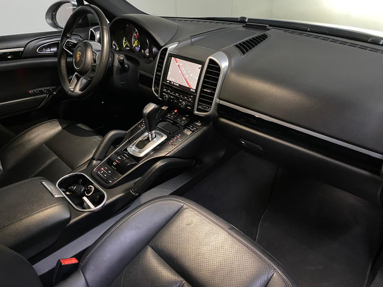 Porsche Cayenne SE Hybrid 2015