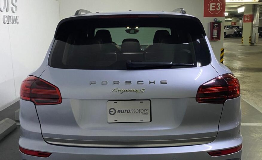 Porsche Cayenne SE Hybrid 2015