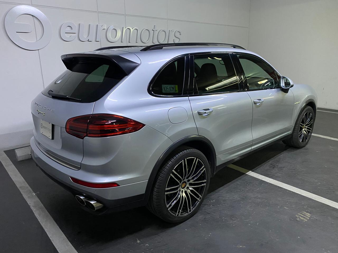 Porsche Cayenne SE Hybrid 2015