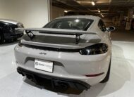 Porsche 718 Cayman GT4 2020