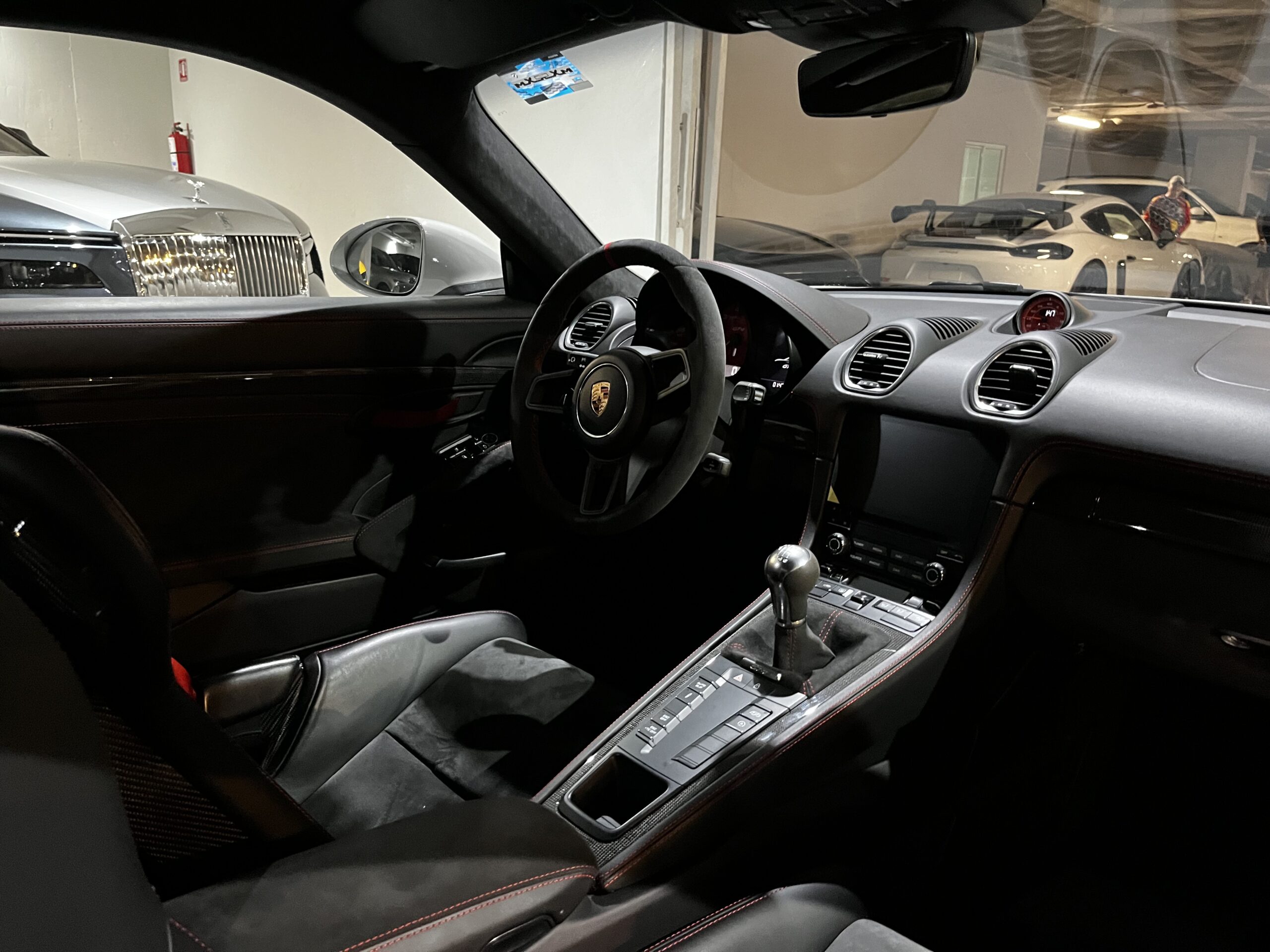 Porsche 718 Cayman GT4 2020