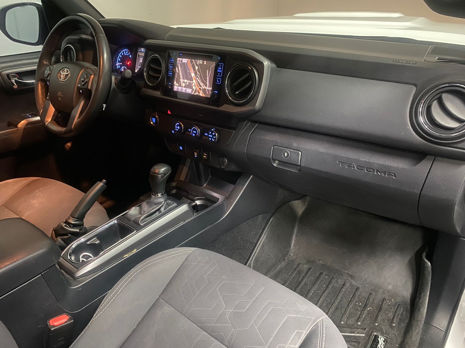 Toyota Tacoma Sport 4×2 2019