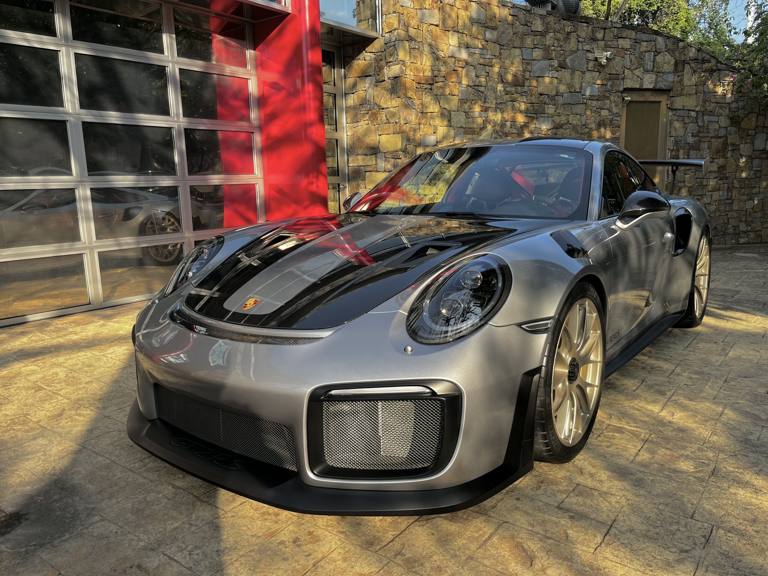 Porsche 911 GT2 RS 2019
