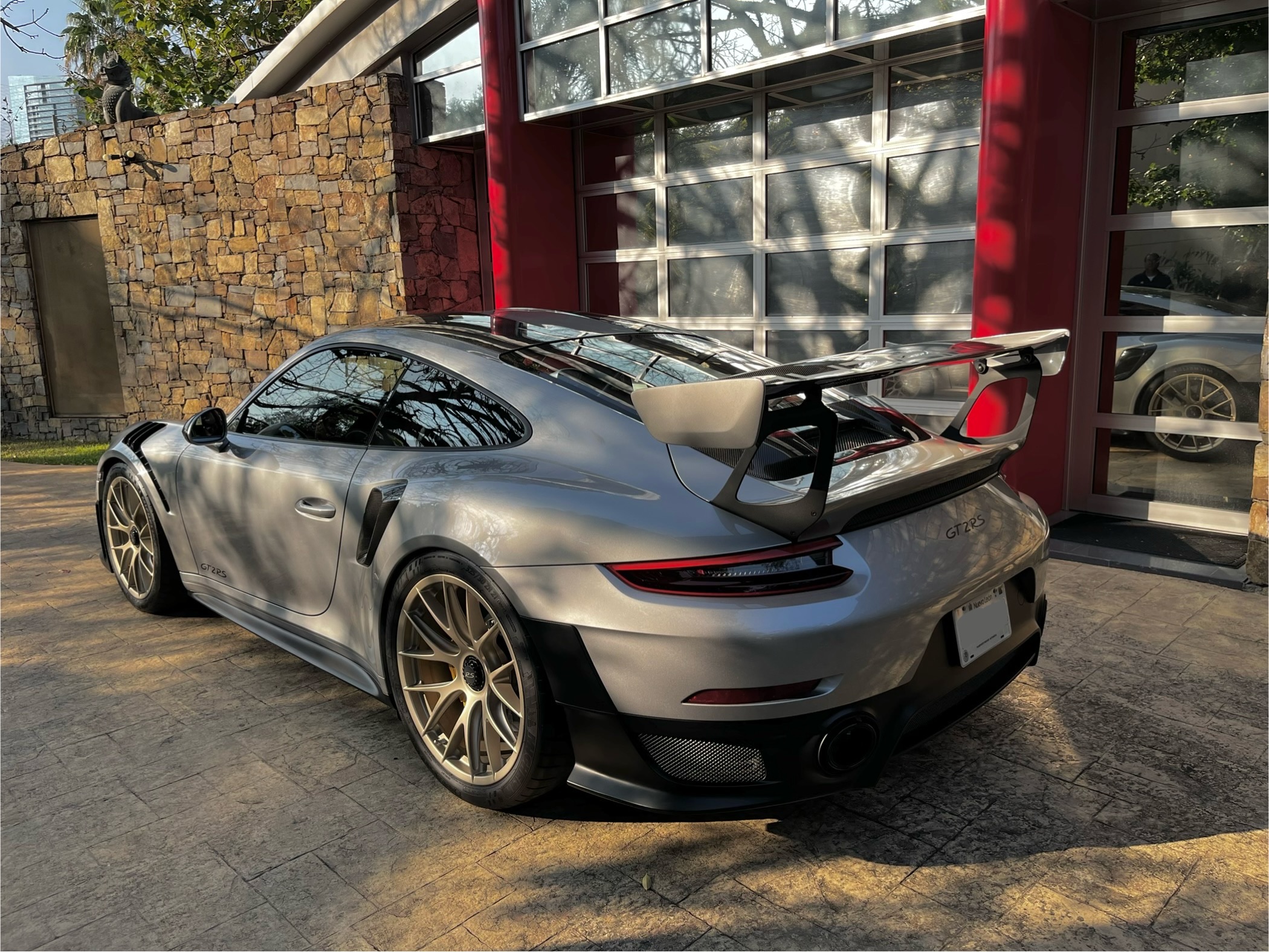 Porsche 911 GT2 RS 2019
