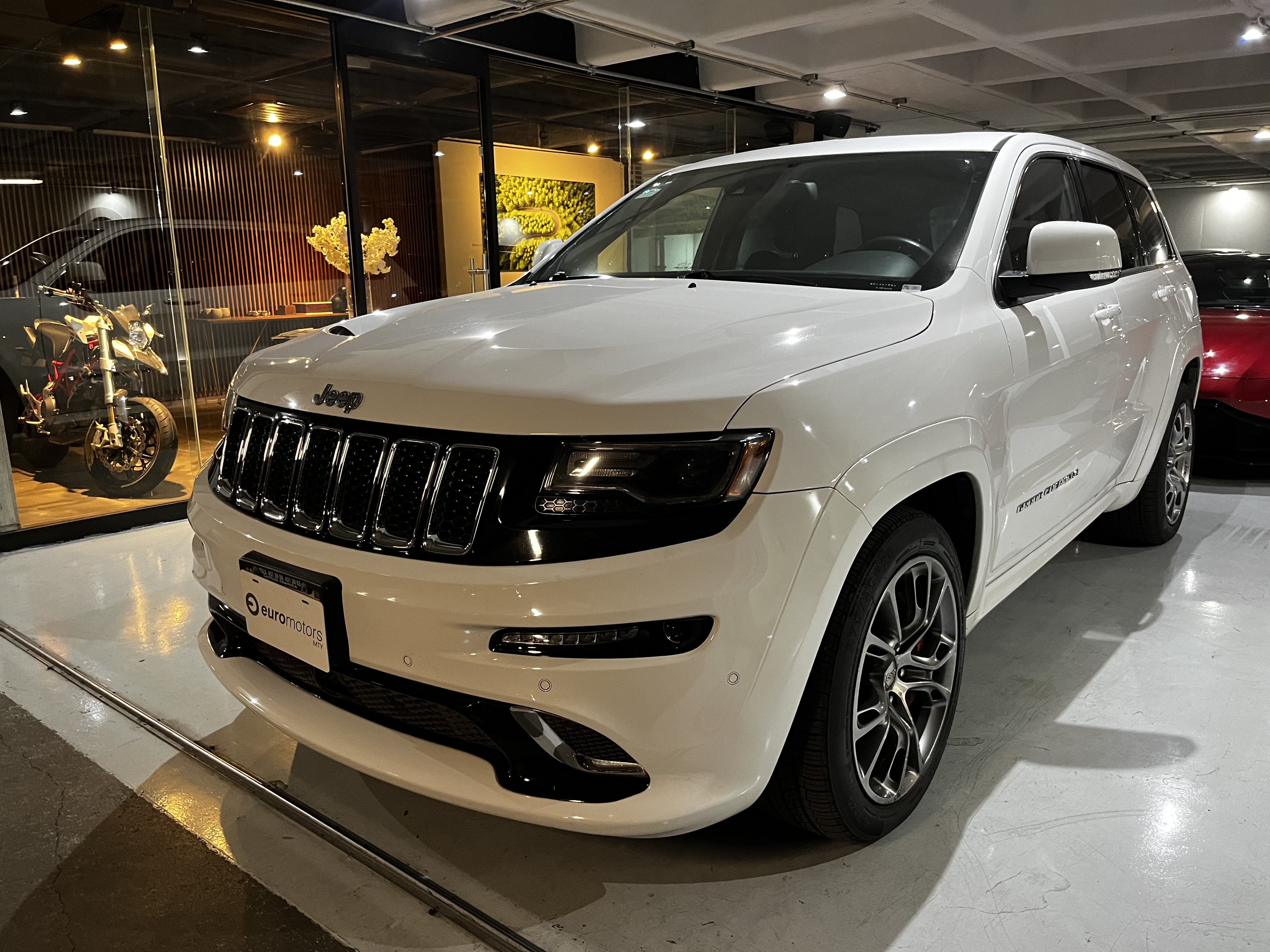 Jeep Grand Cherokee SRT 2014