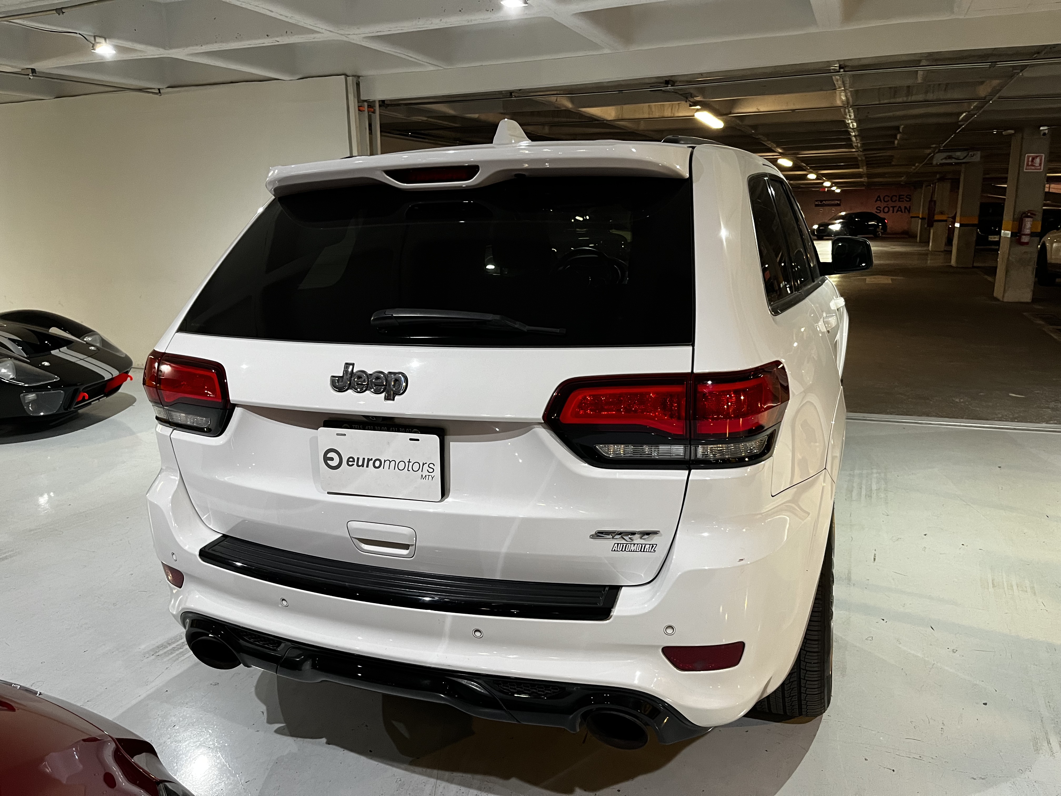 Jeep Grand Cherokee SRT 2014