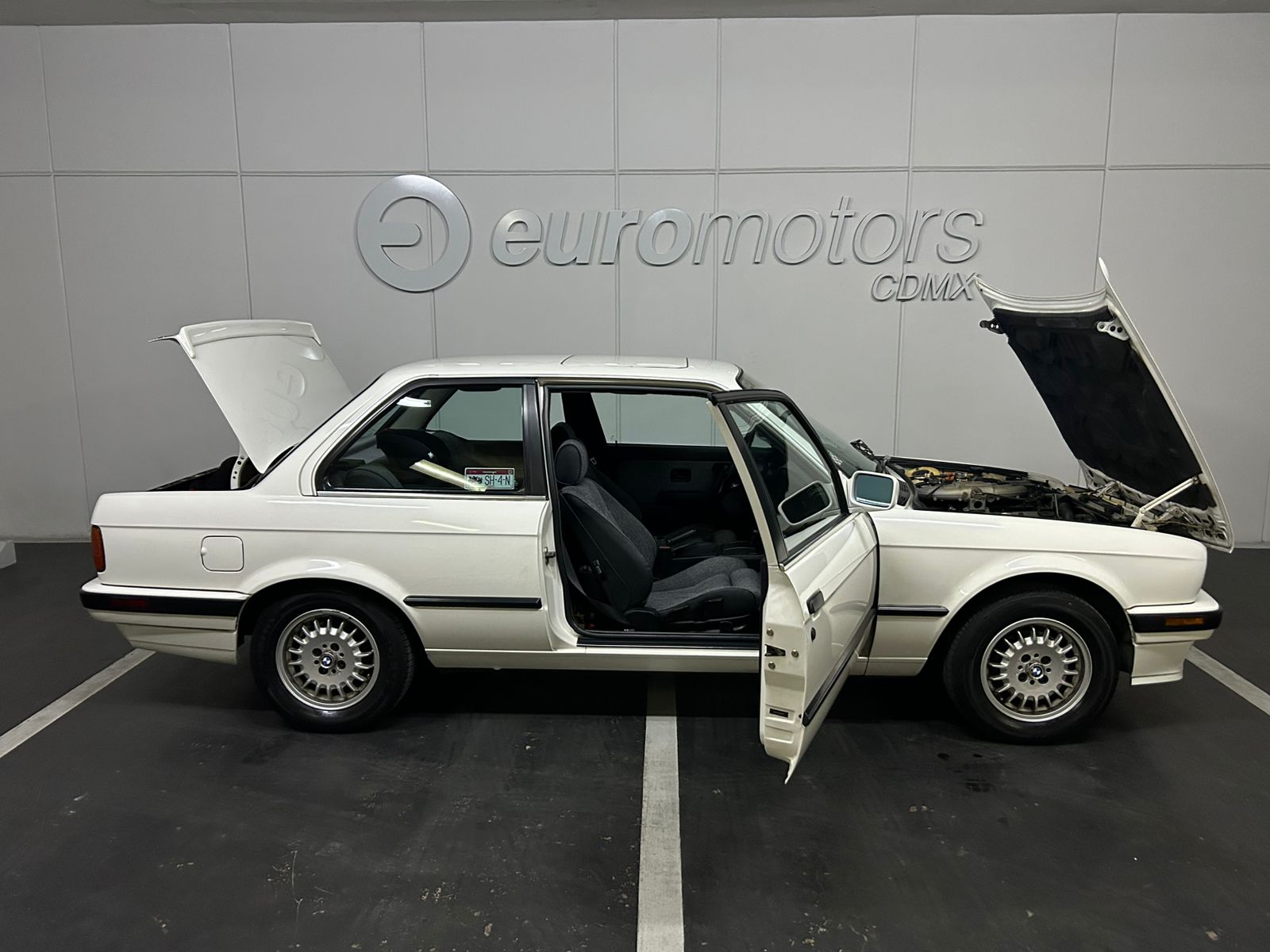 BMW 325i 1991