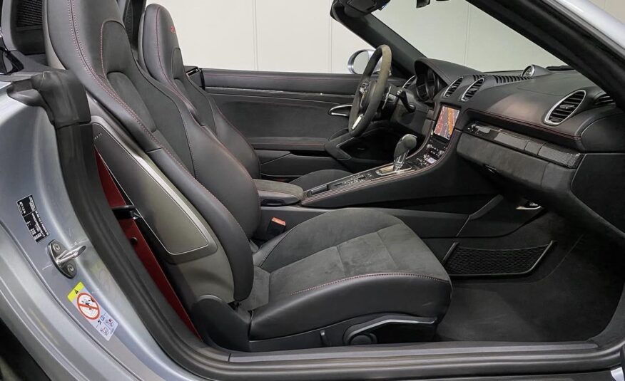 Porsche Boxster 718 GTS 2022