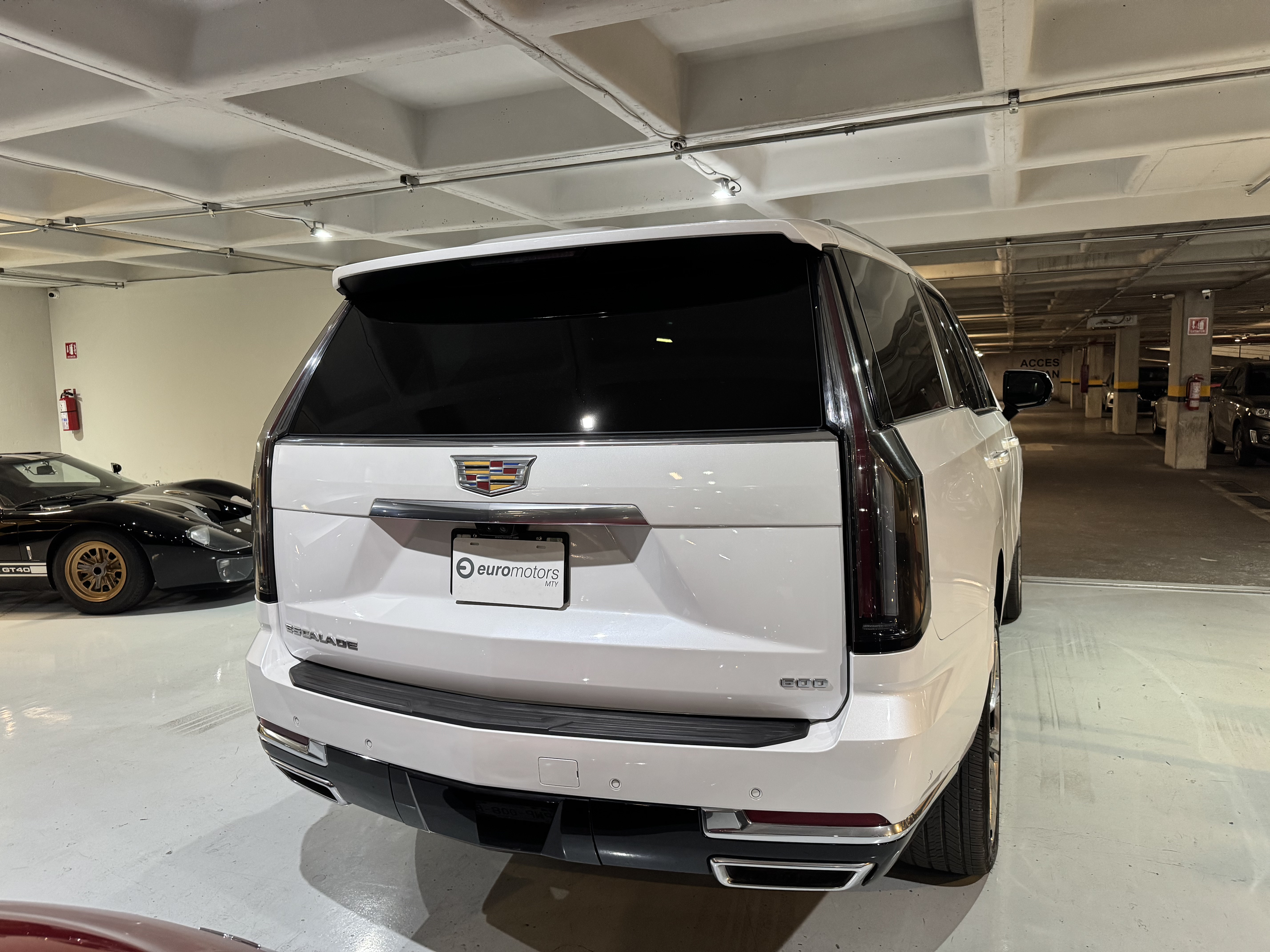 Cadillac Escalade 2025