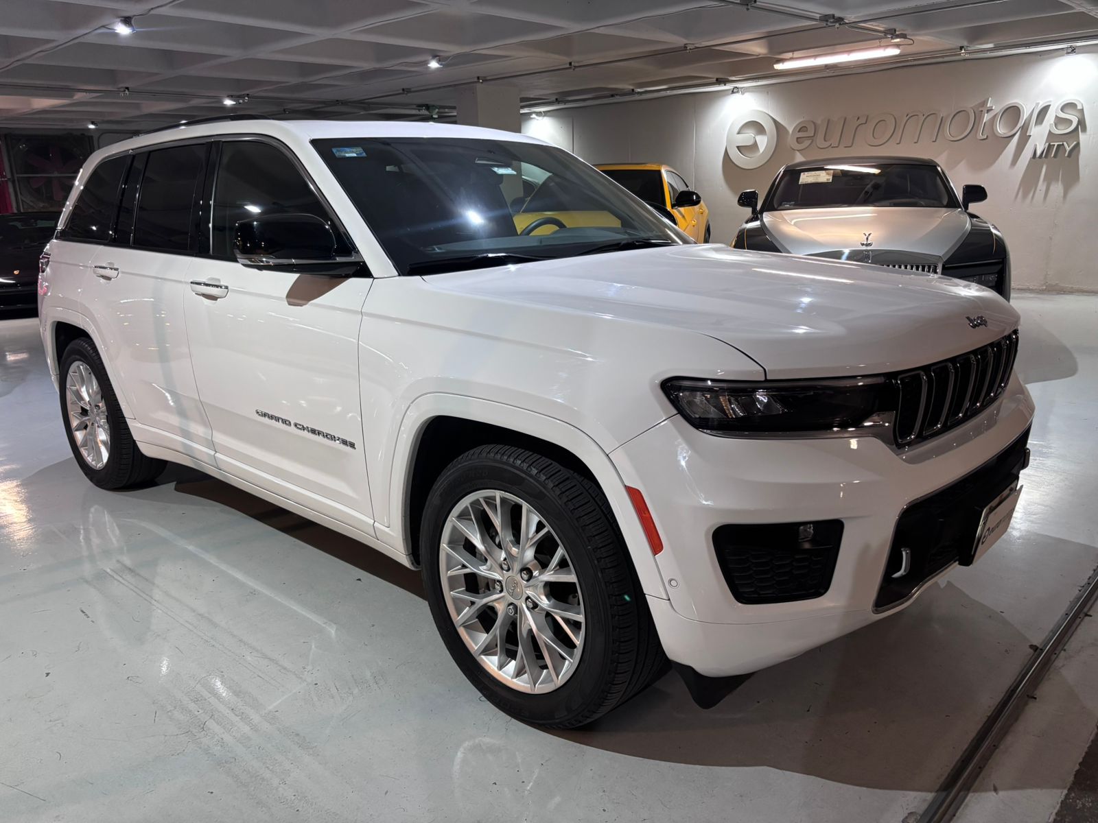 Jeep Grand Cherokee 2023