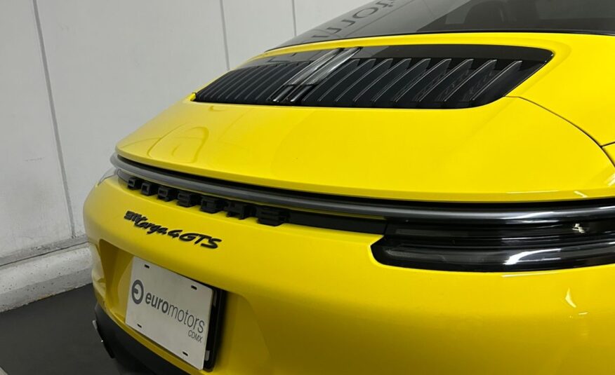 Porsche 911 Targa GTS 2022