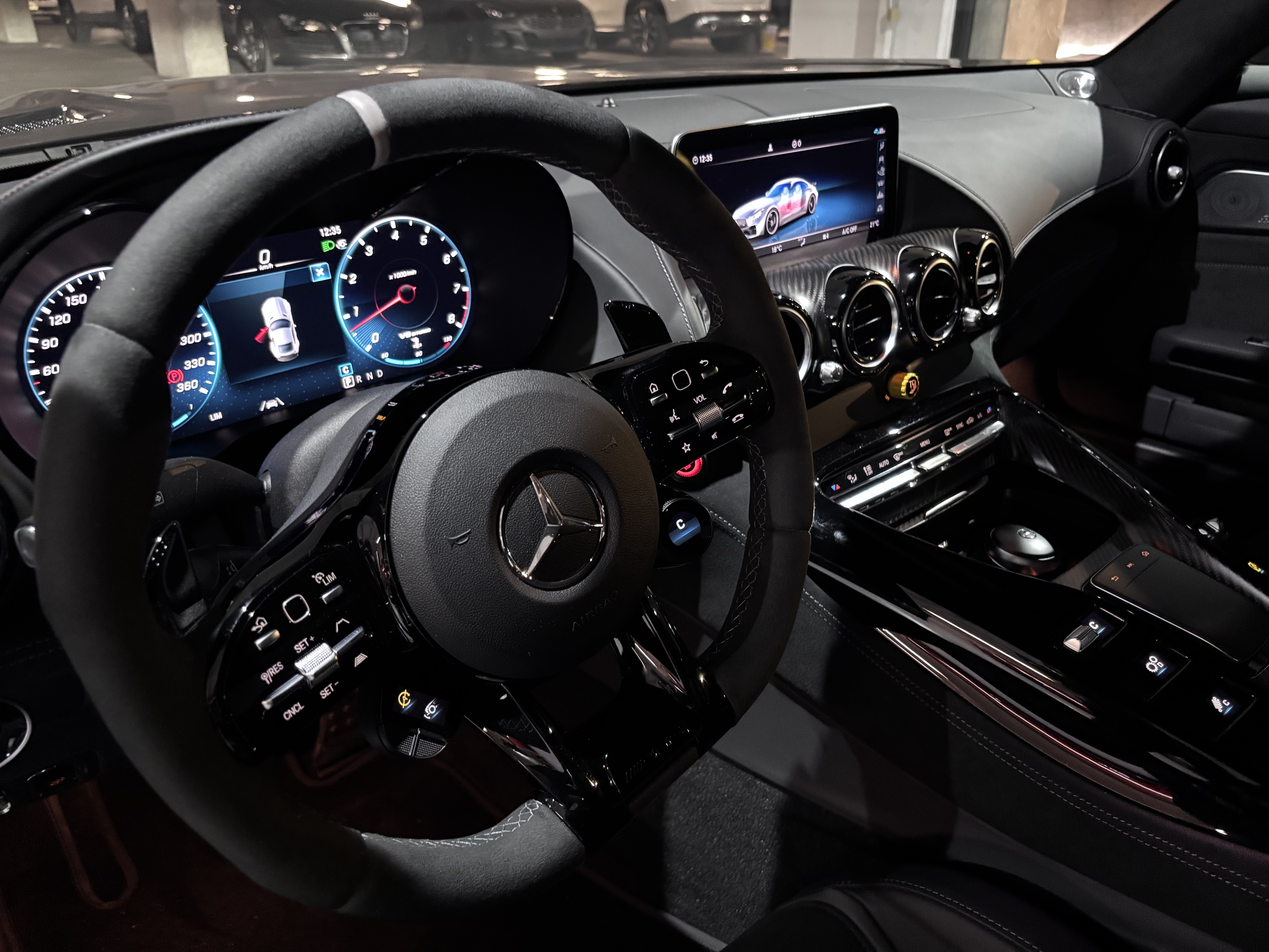 Mercedes AMG GTR 2021