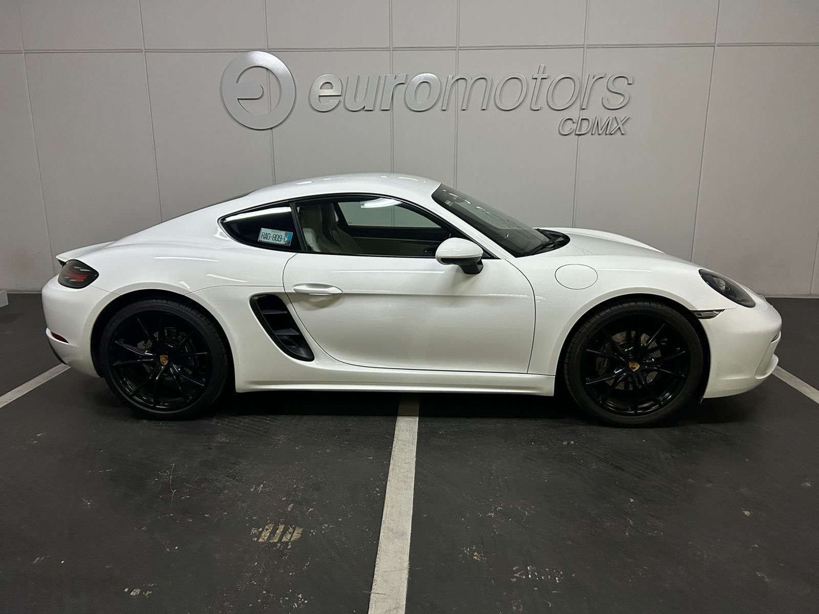 Porsche 718 Cayman 2017