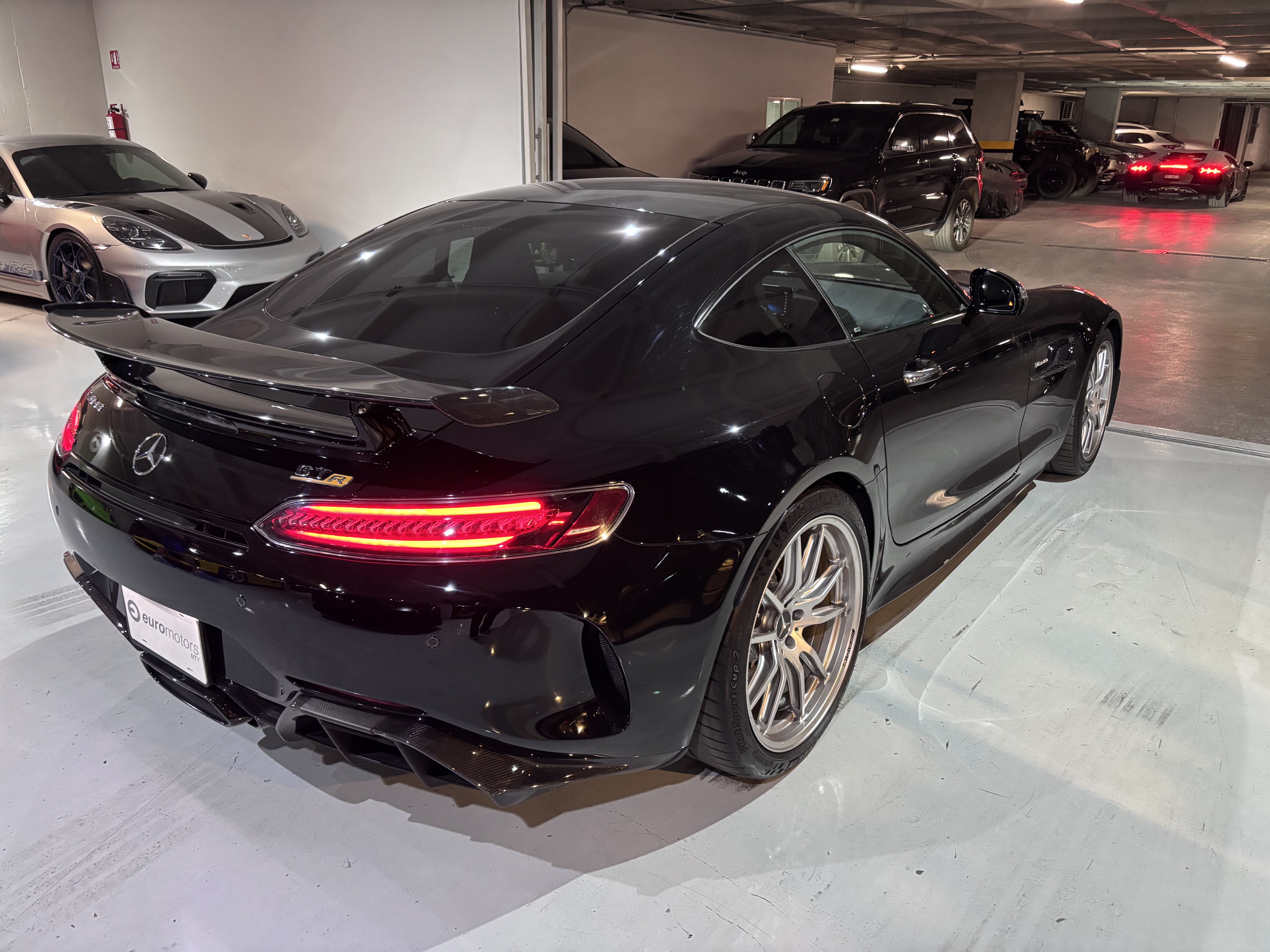 Mercedes AMG GTR 2021