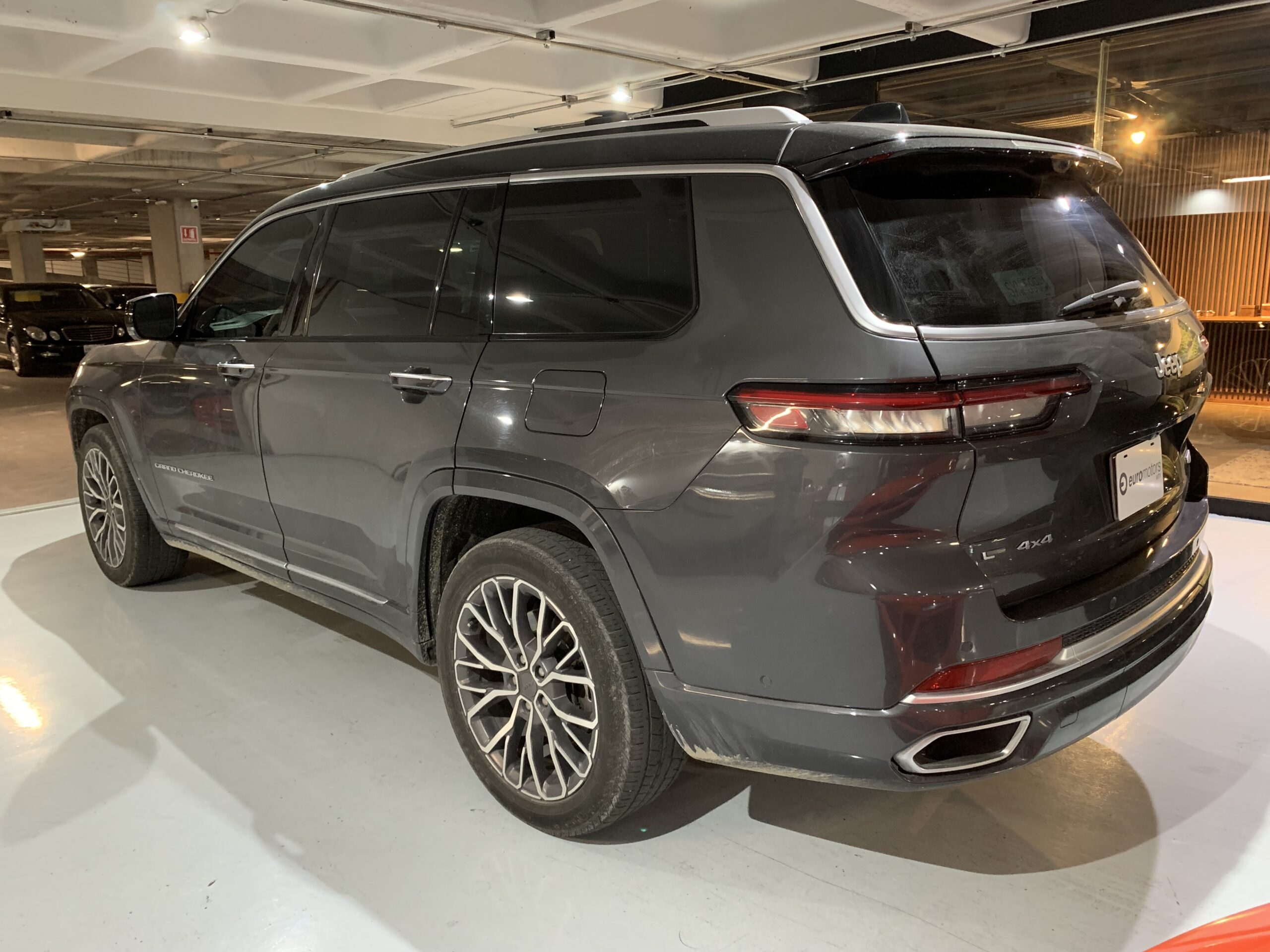 Jeep Grand Cherokee Summit 2022