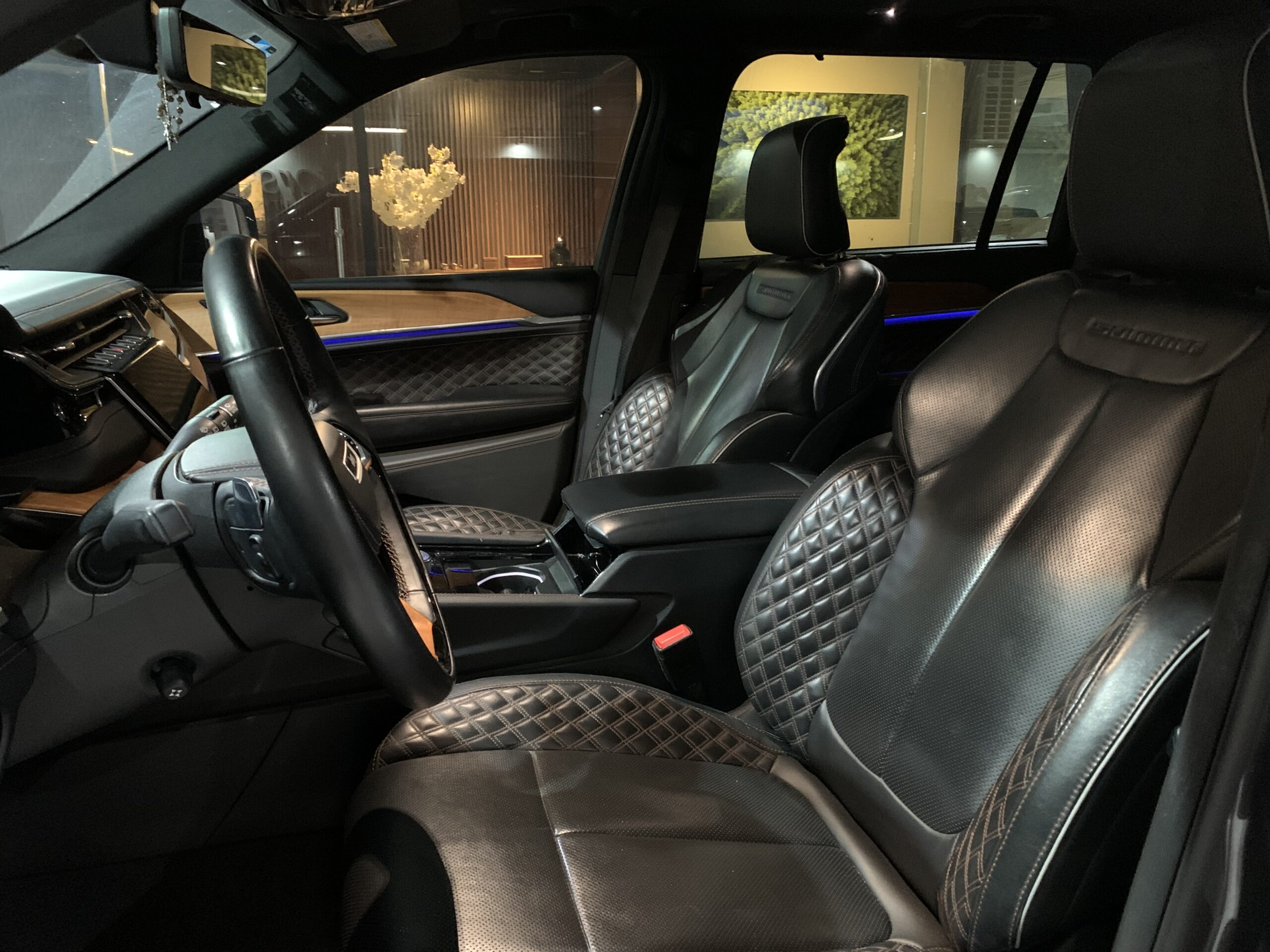 Jeep Grand Cherokee Summit 2022