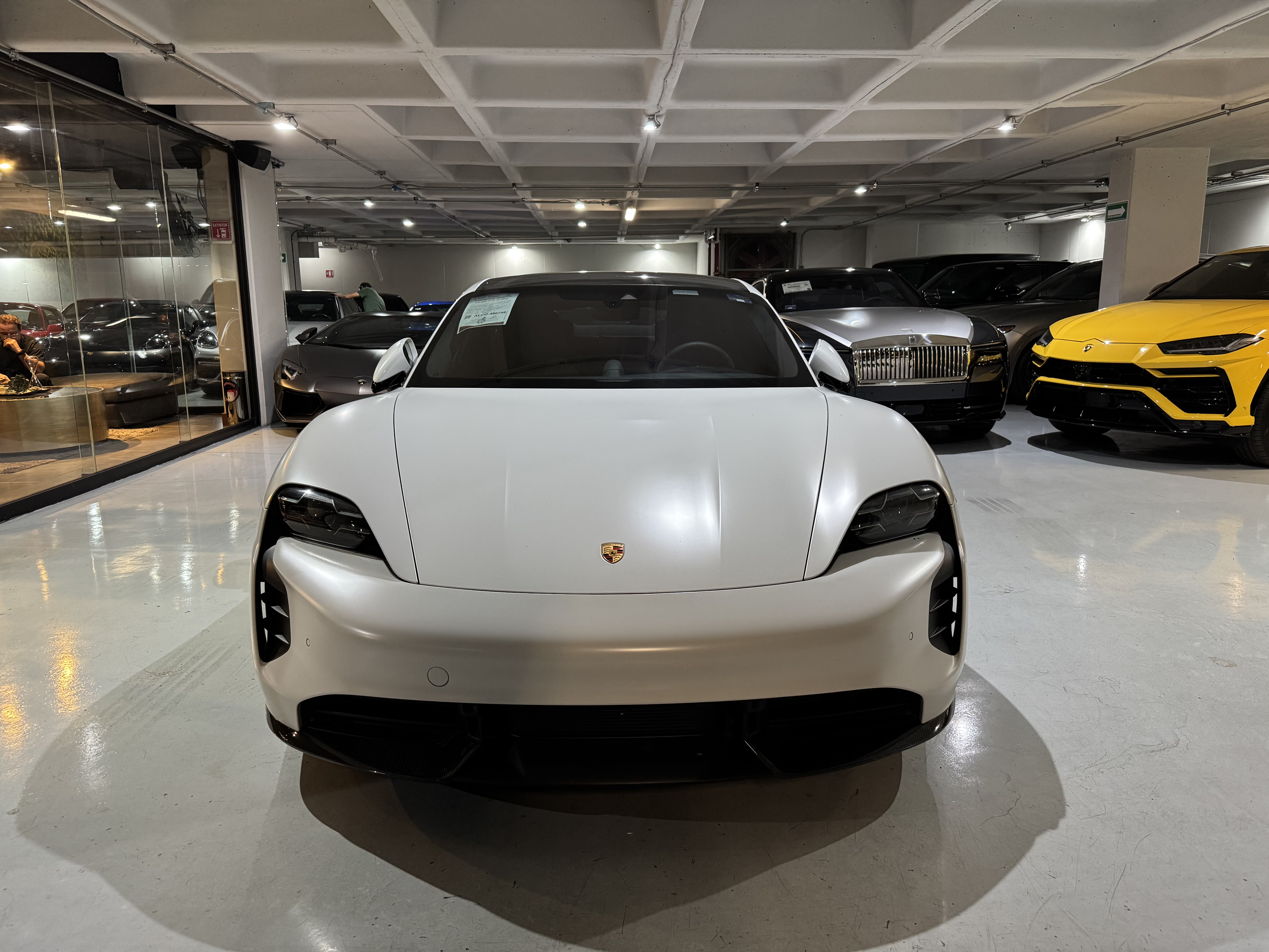 Porsche Taycan Turbo S 2021