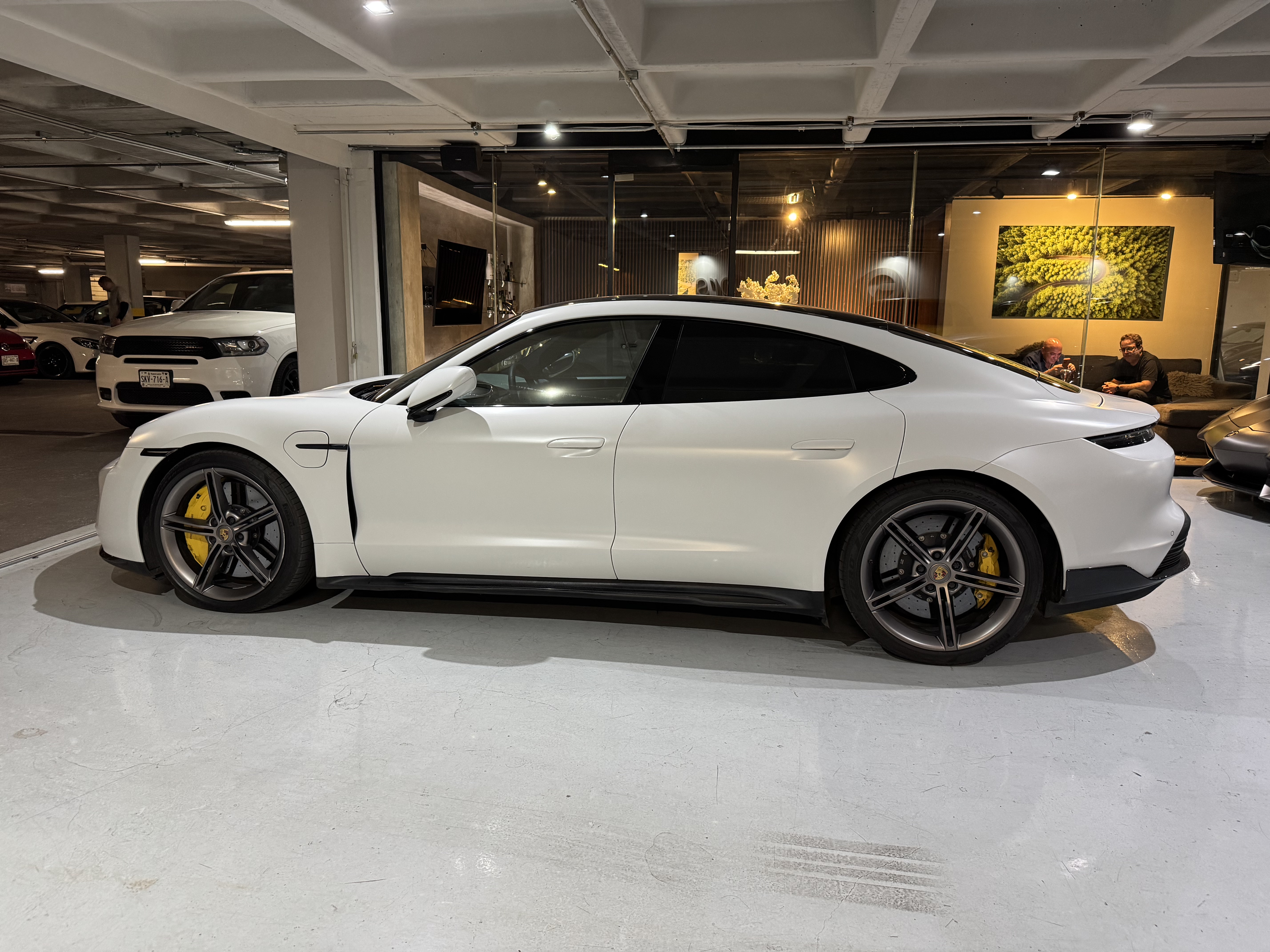 Porsche Taycan Turbo S 2021