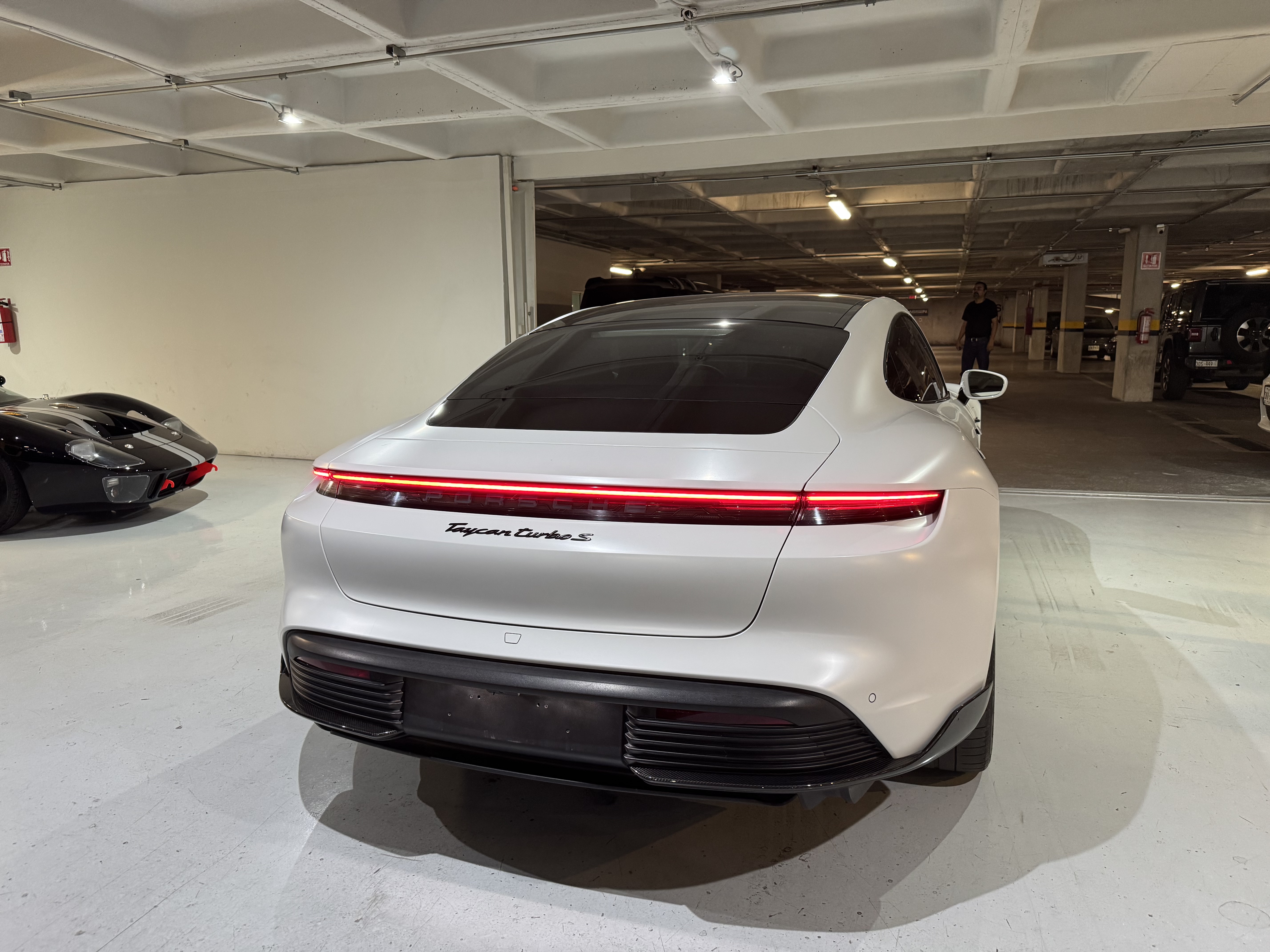 Porsche Taycan Turbo S 2021