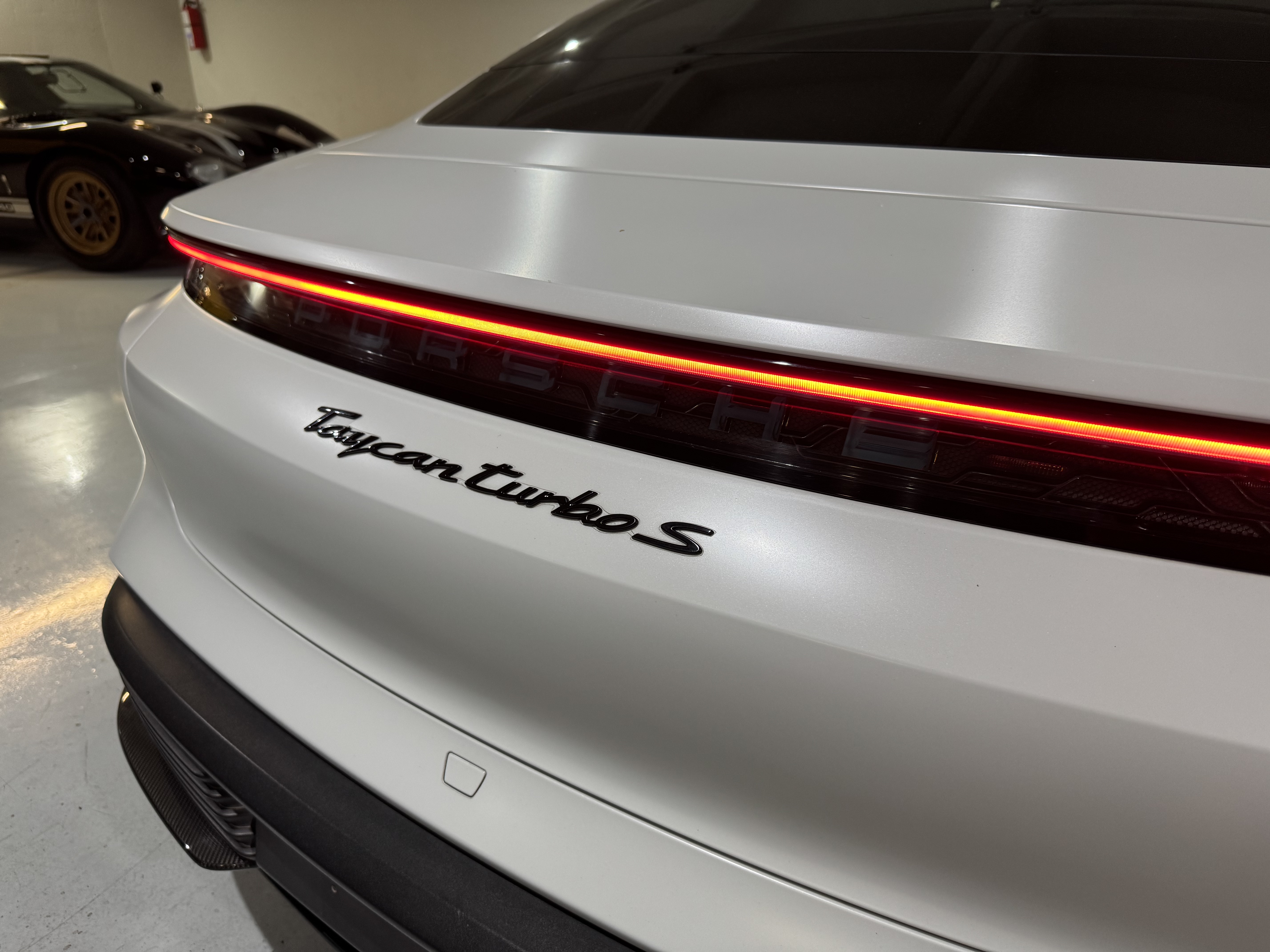 Porsche Taycan Turbo S 2021