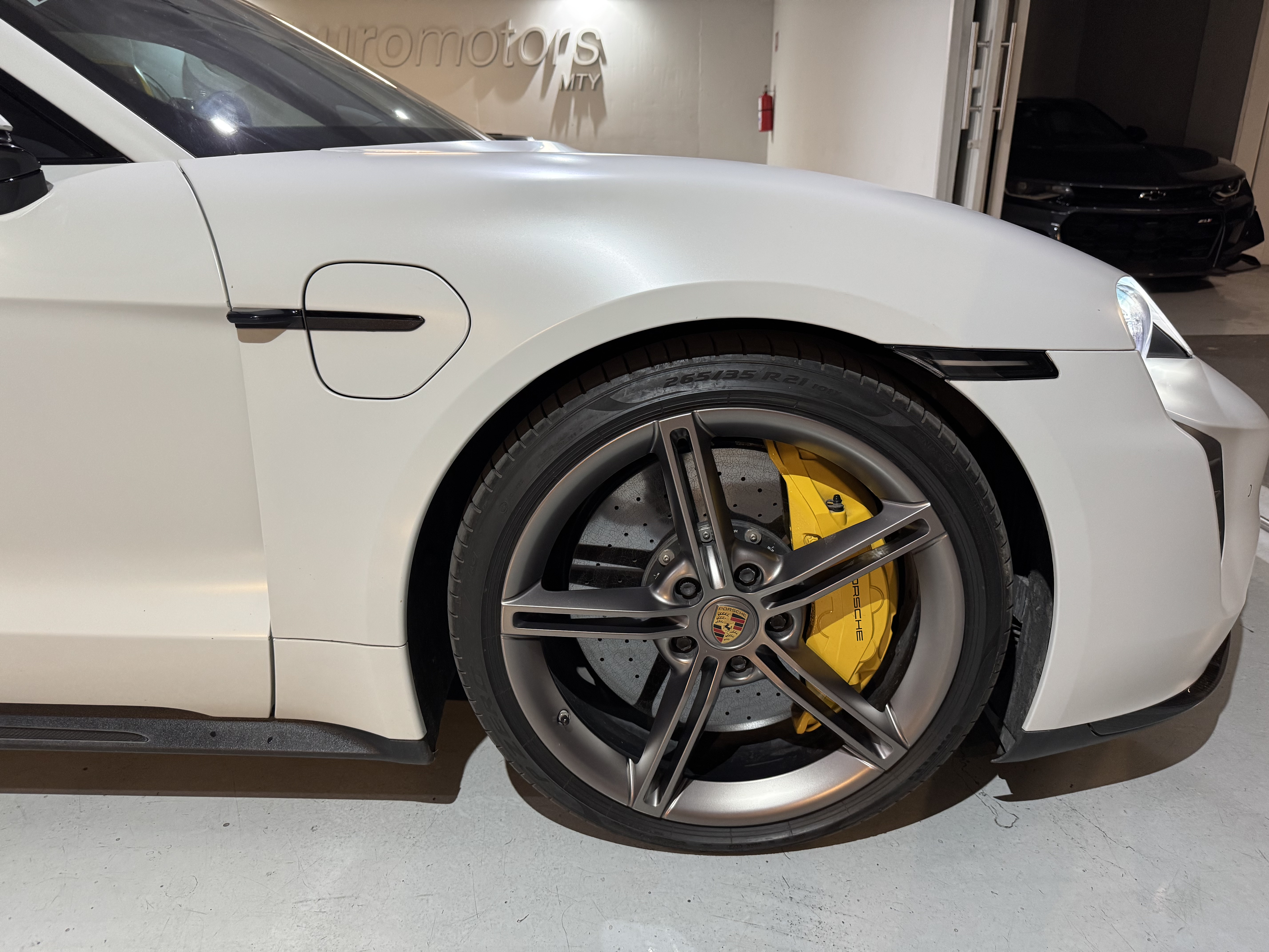 Porsche Taycan Turbo S 2021