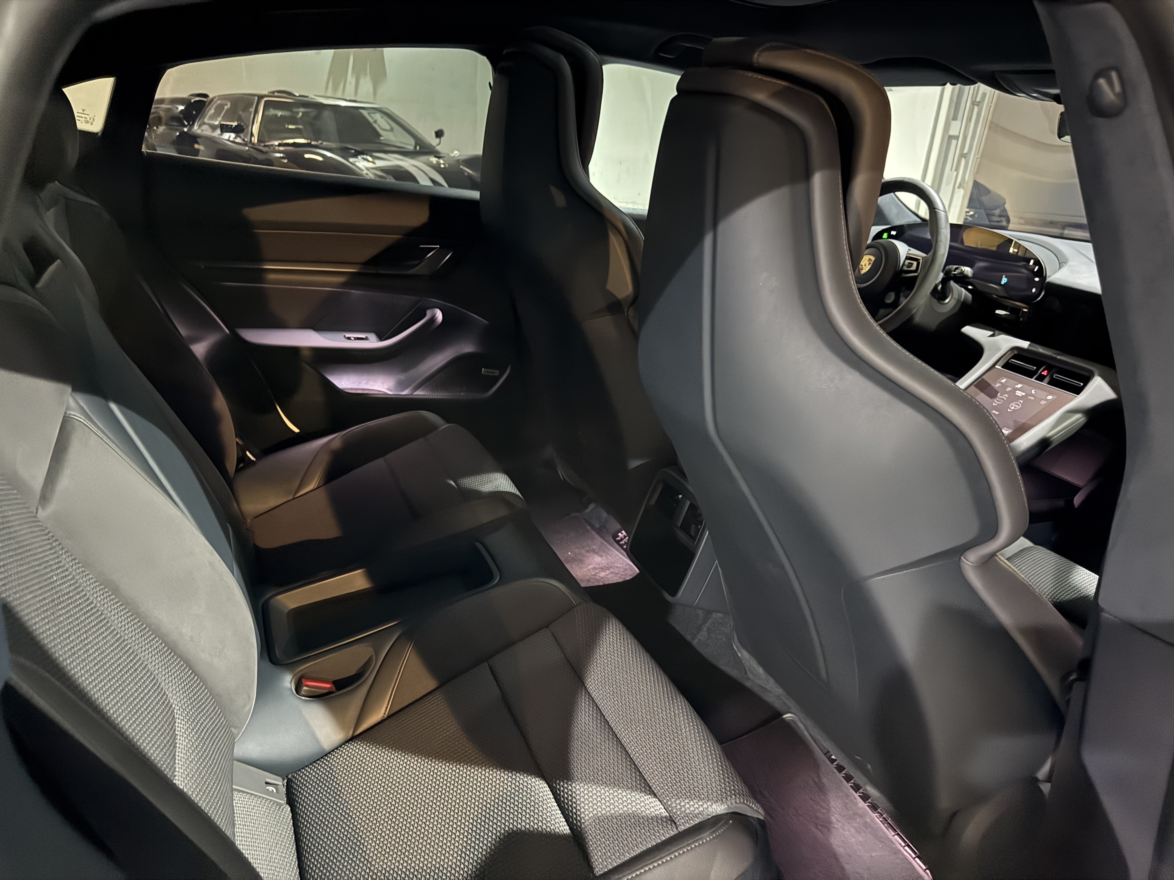 Porsche Taycan Turbo S 2021