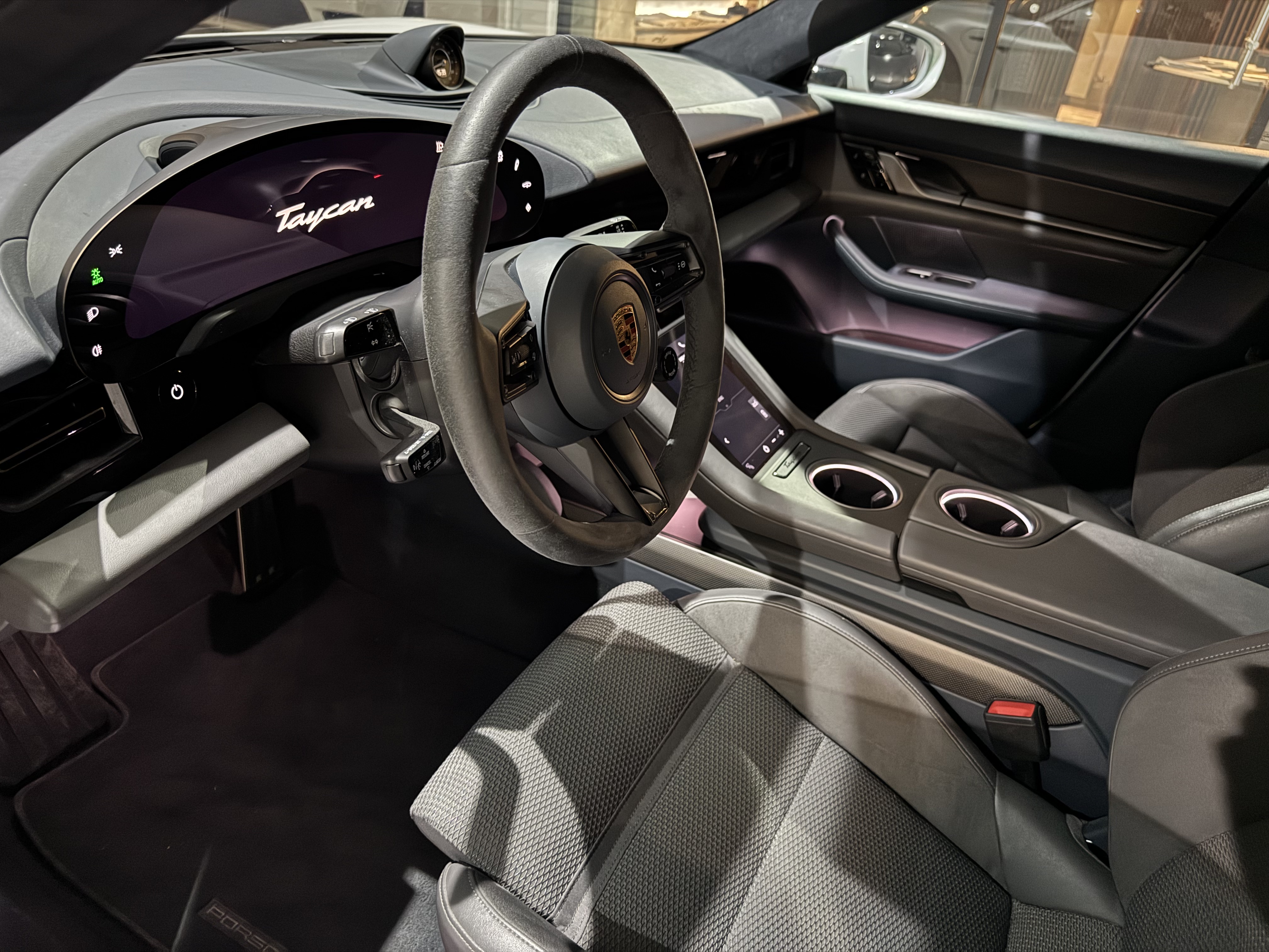 Porsche Taycan Turbo S 2021