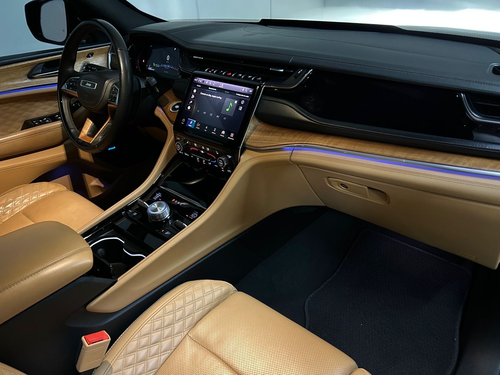 Jeep Grand Cherokee summit 2023 Blindaje nivel III