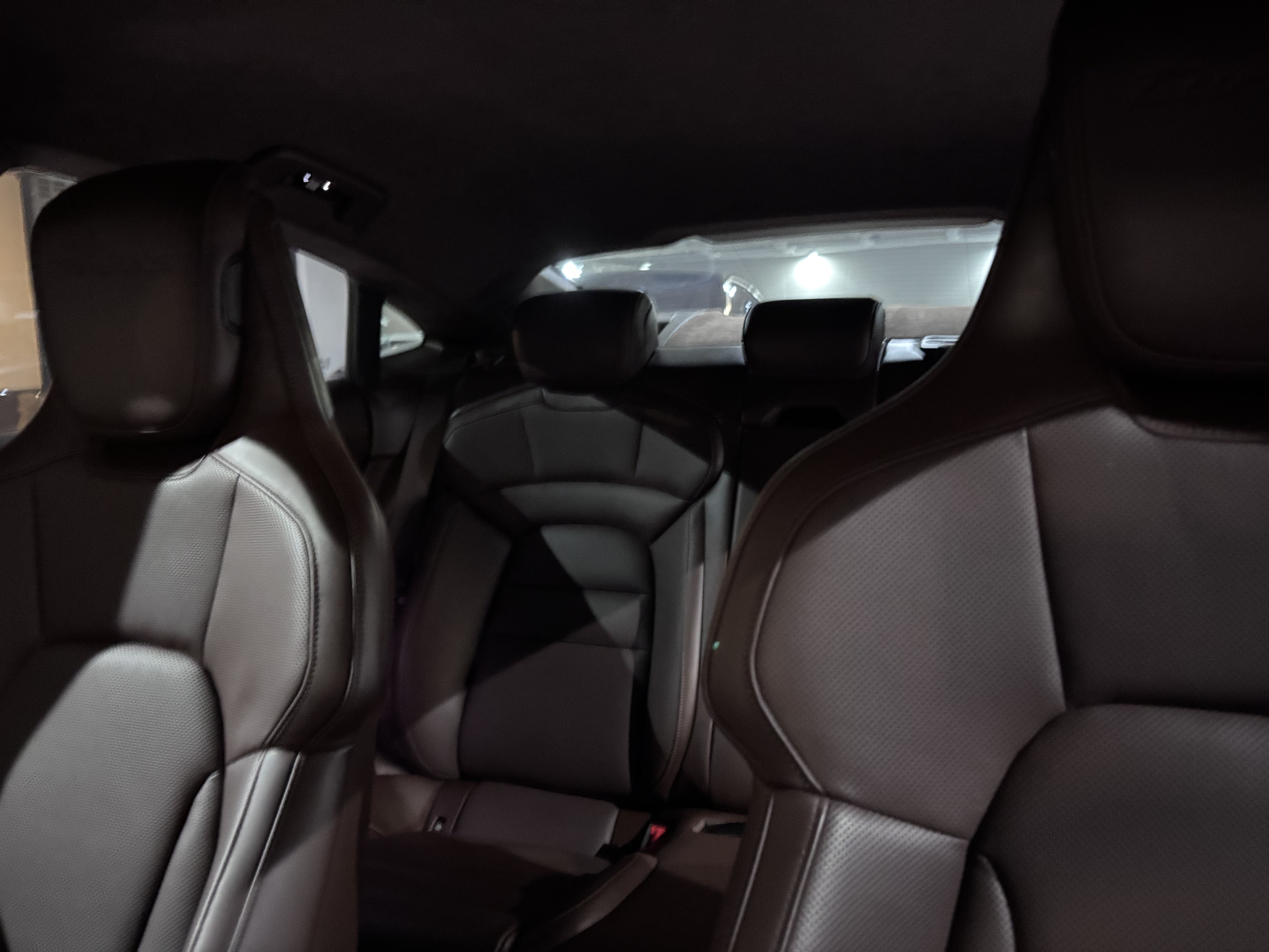 Porsche Taycan Turbo S 2021