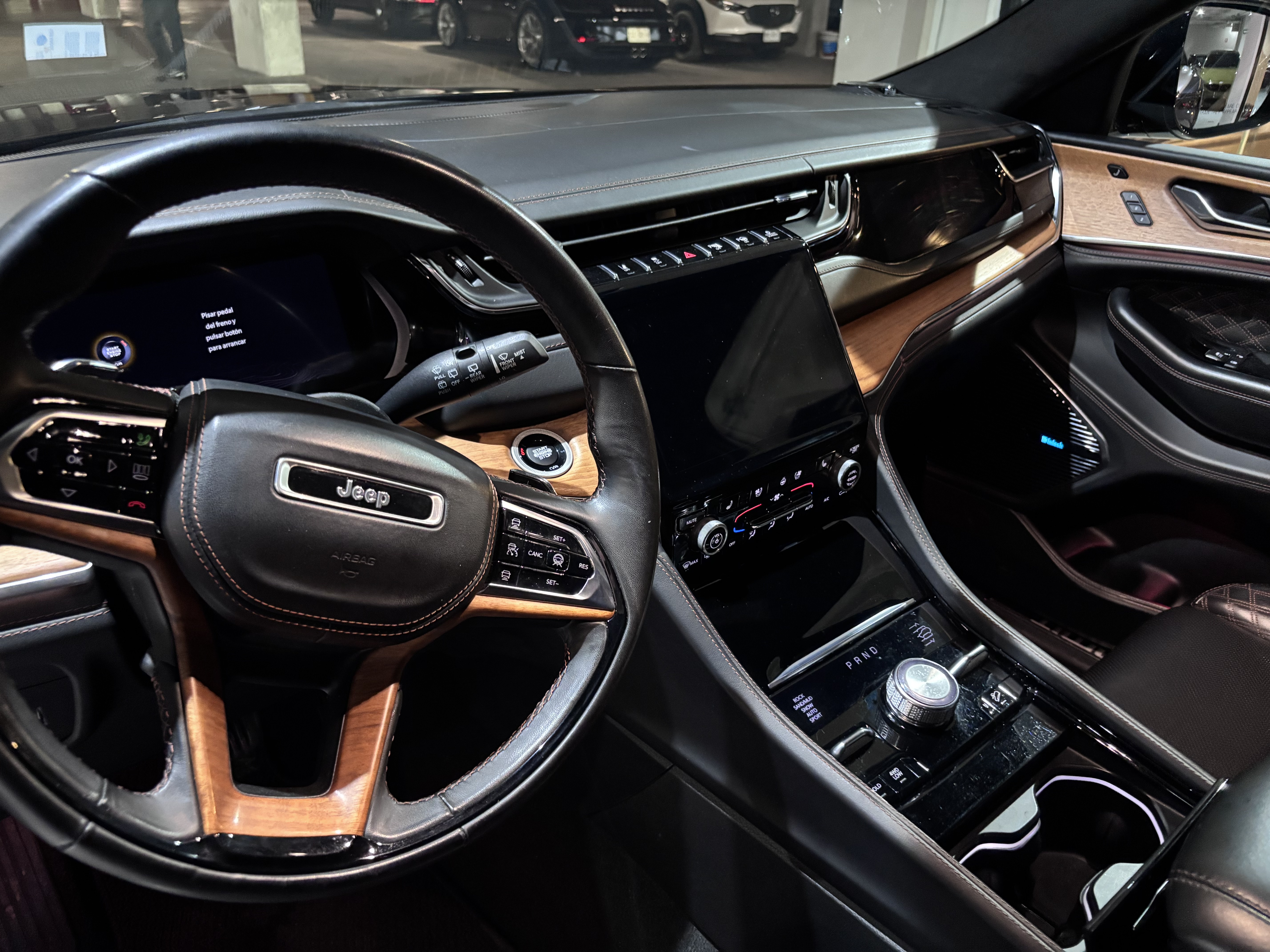 Jeep Grand Cherokee L 2023