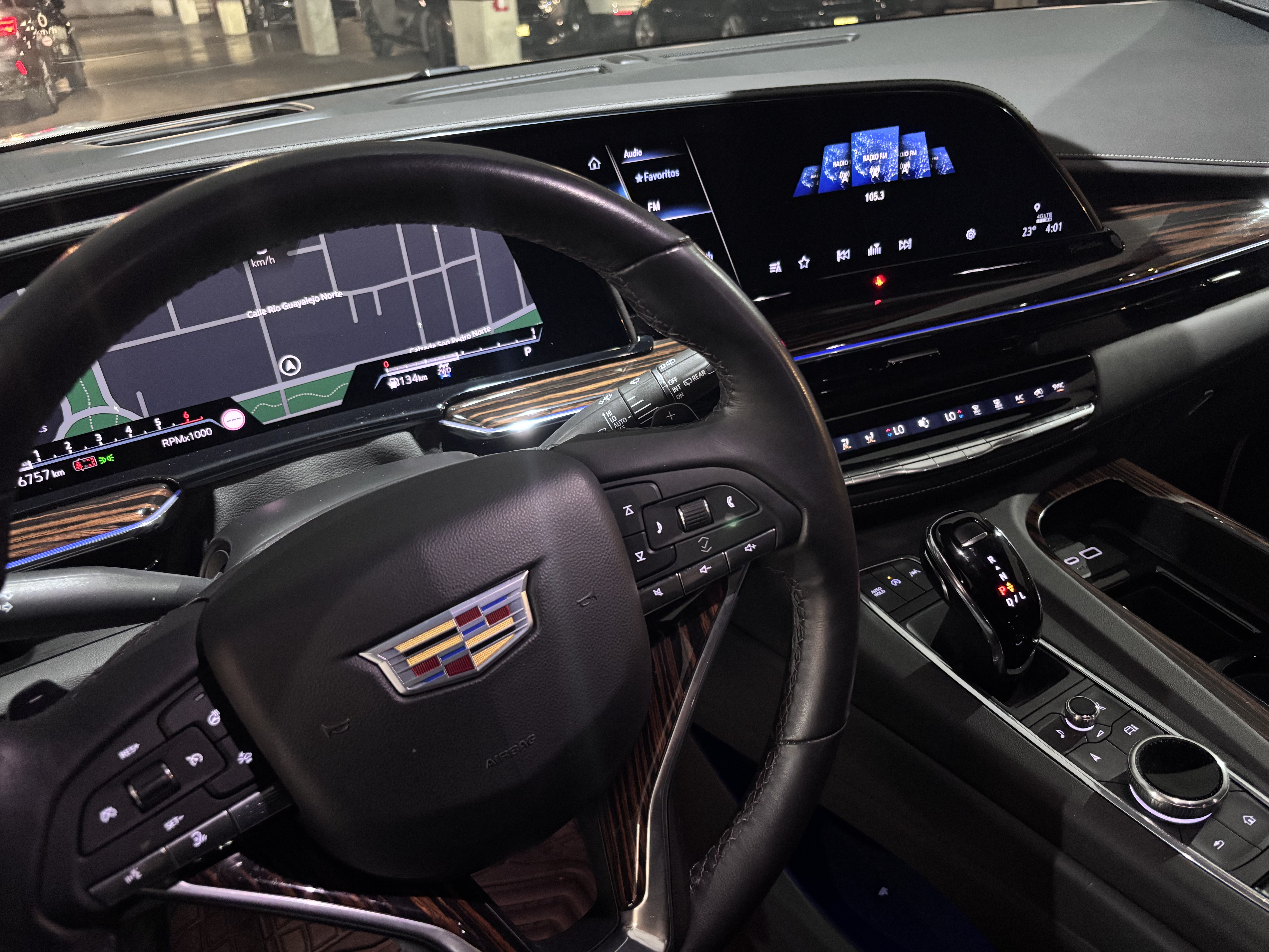 Cadillac Escalade ESV 2024