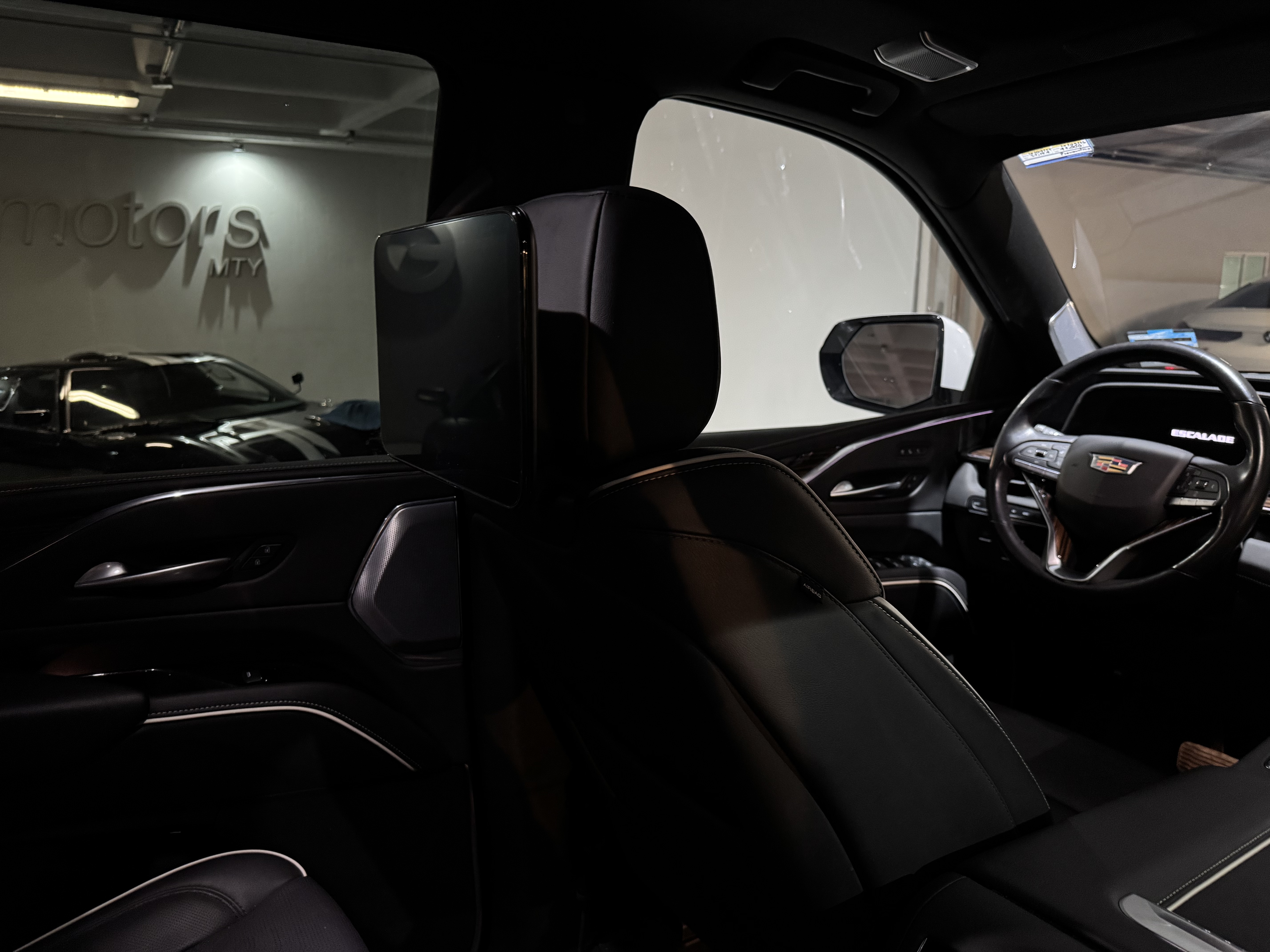 Cadillac Escalade 2023