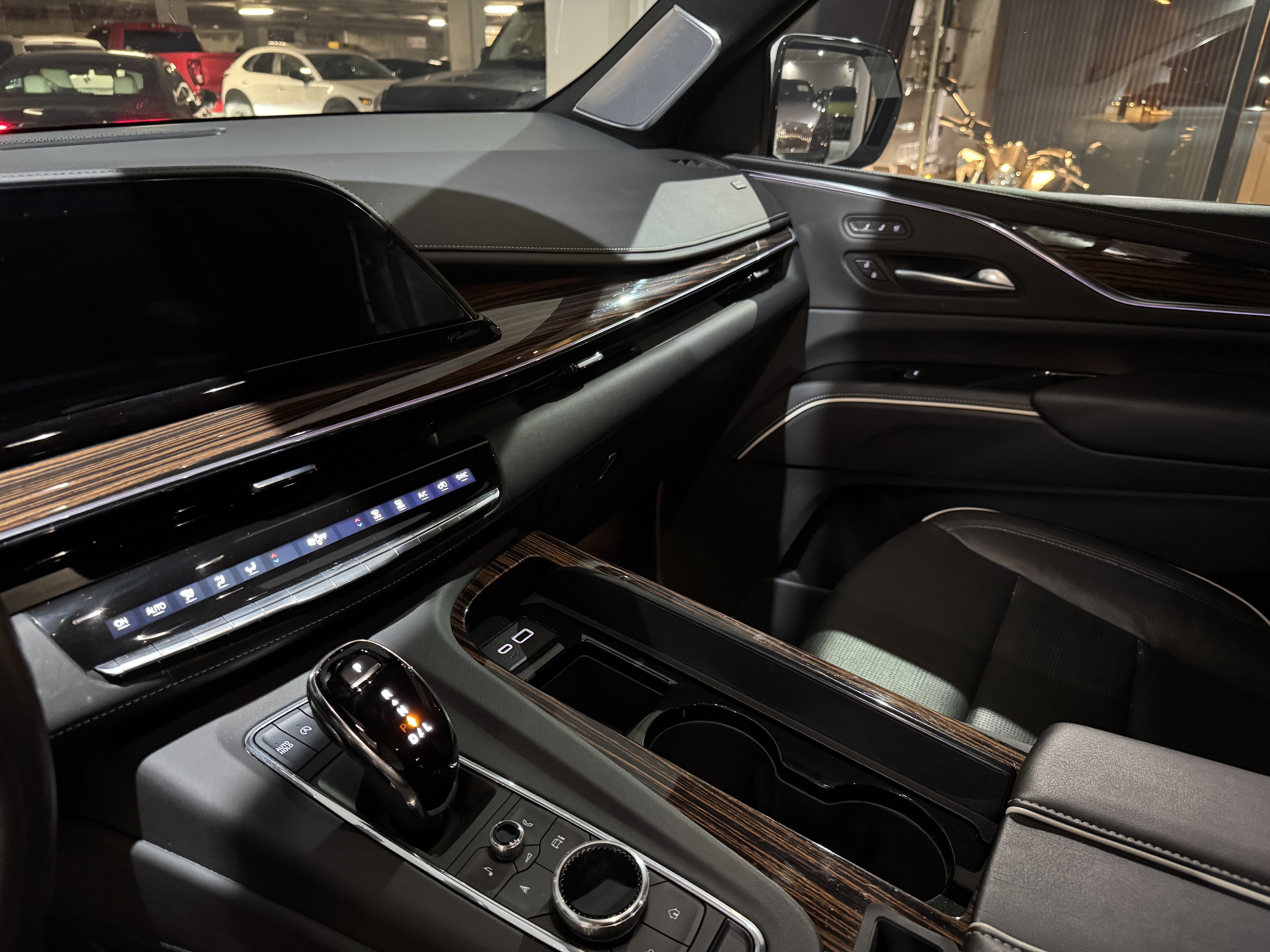 Cadillac Escalade 2023