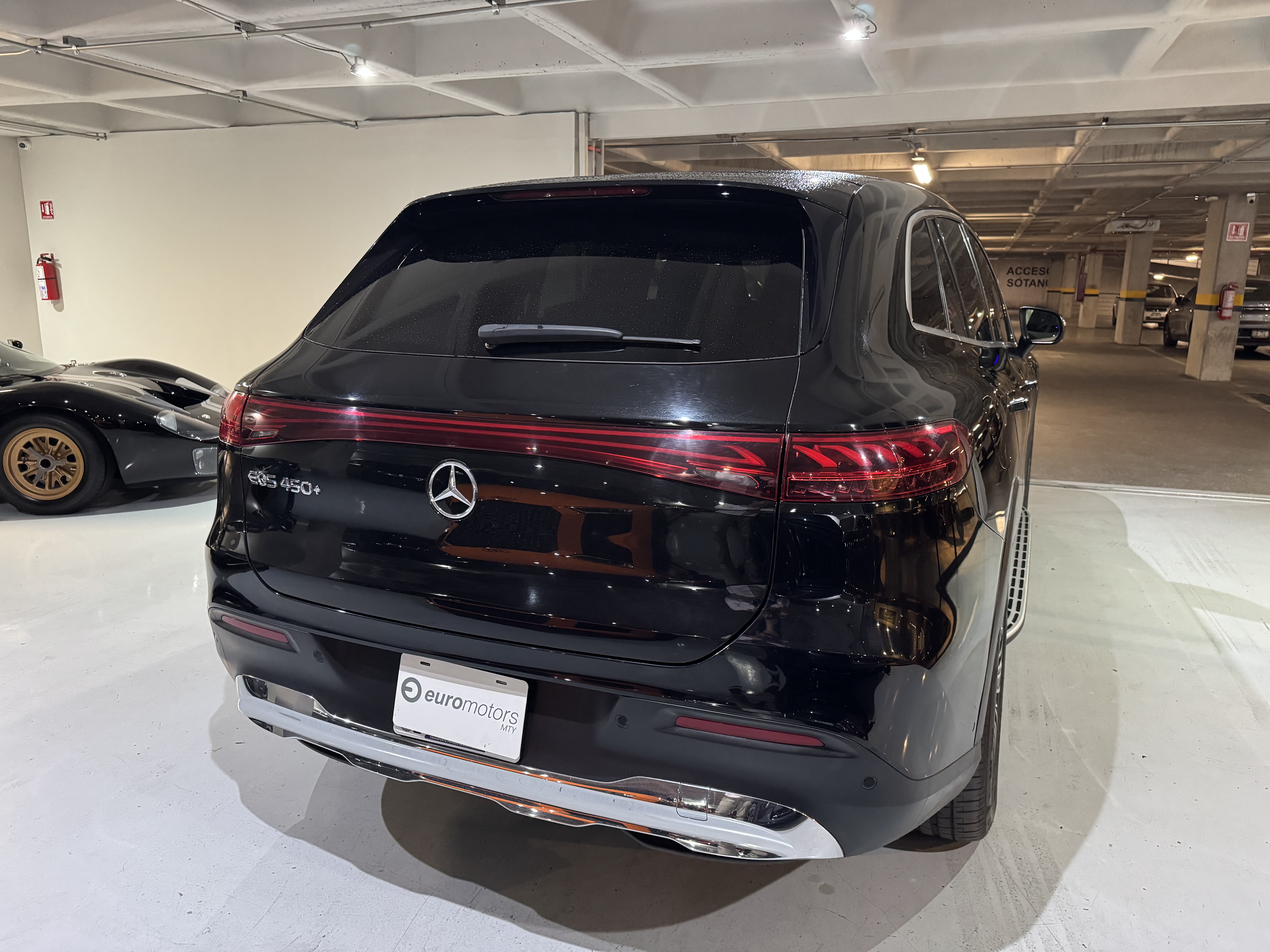 MERCEDES EQS 450 + 2023