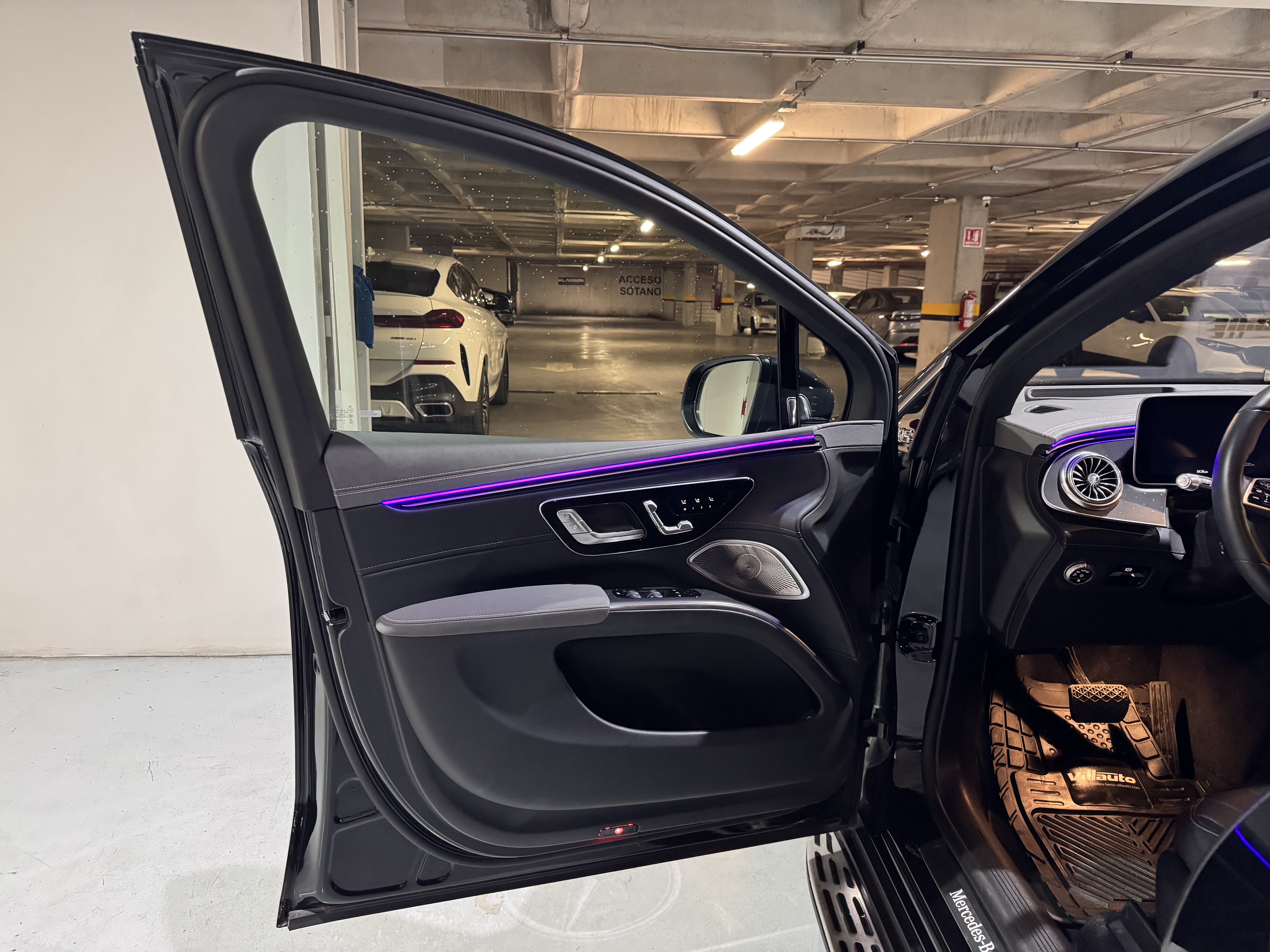 MERCEDES EQS 450 + 2023