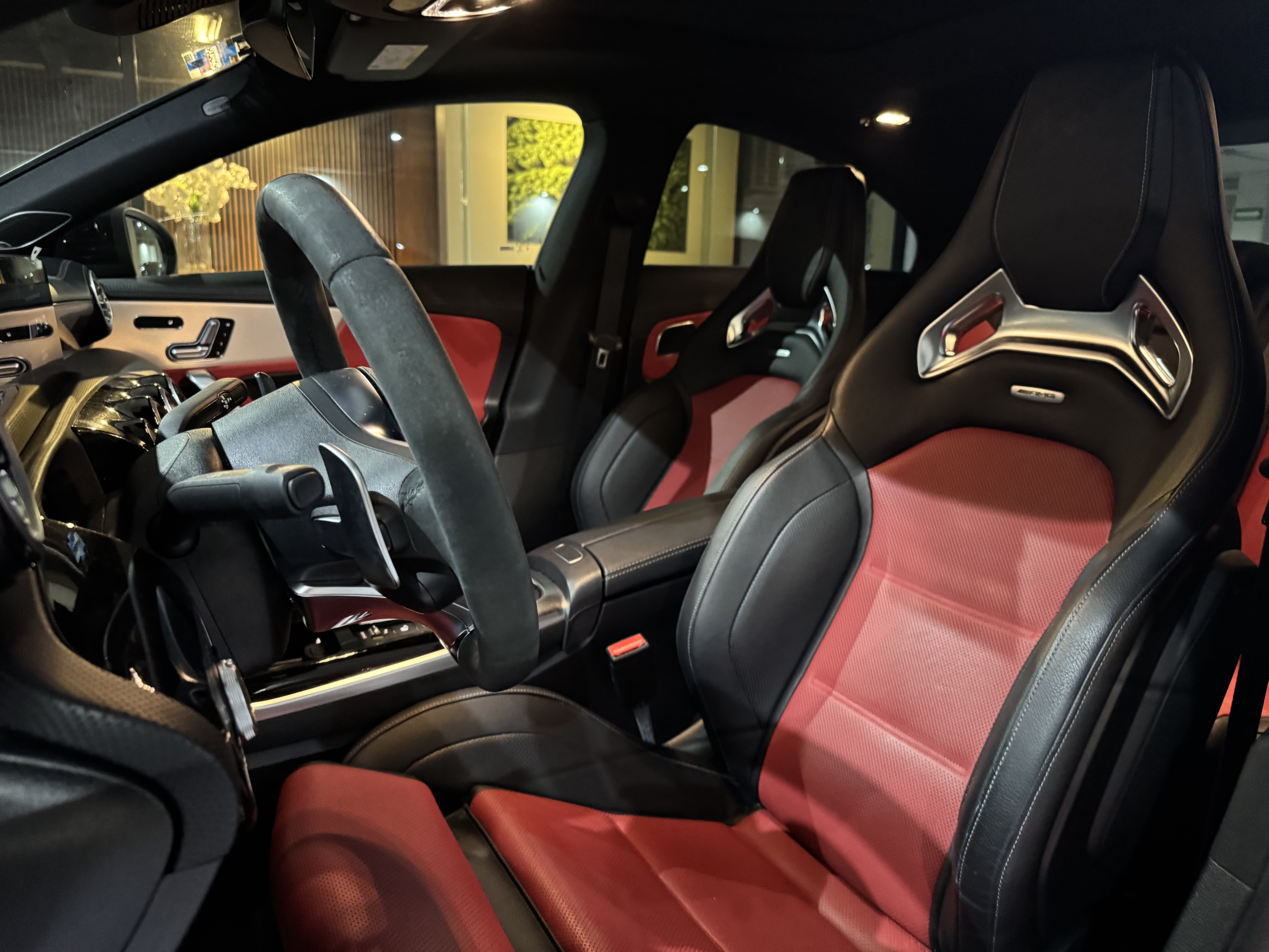 Mercedes AMG CLA 45s