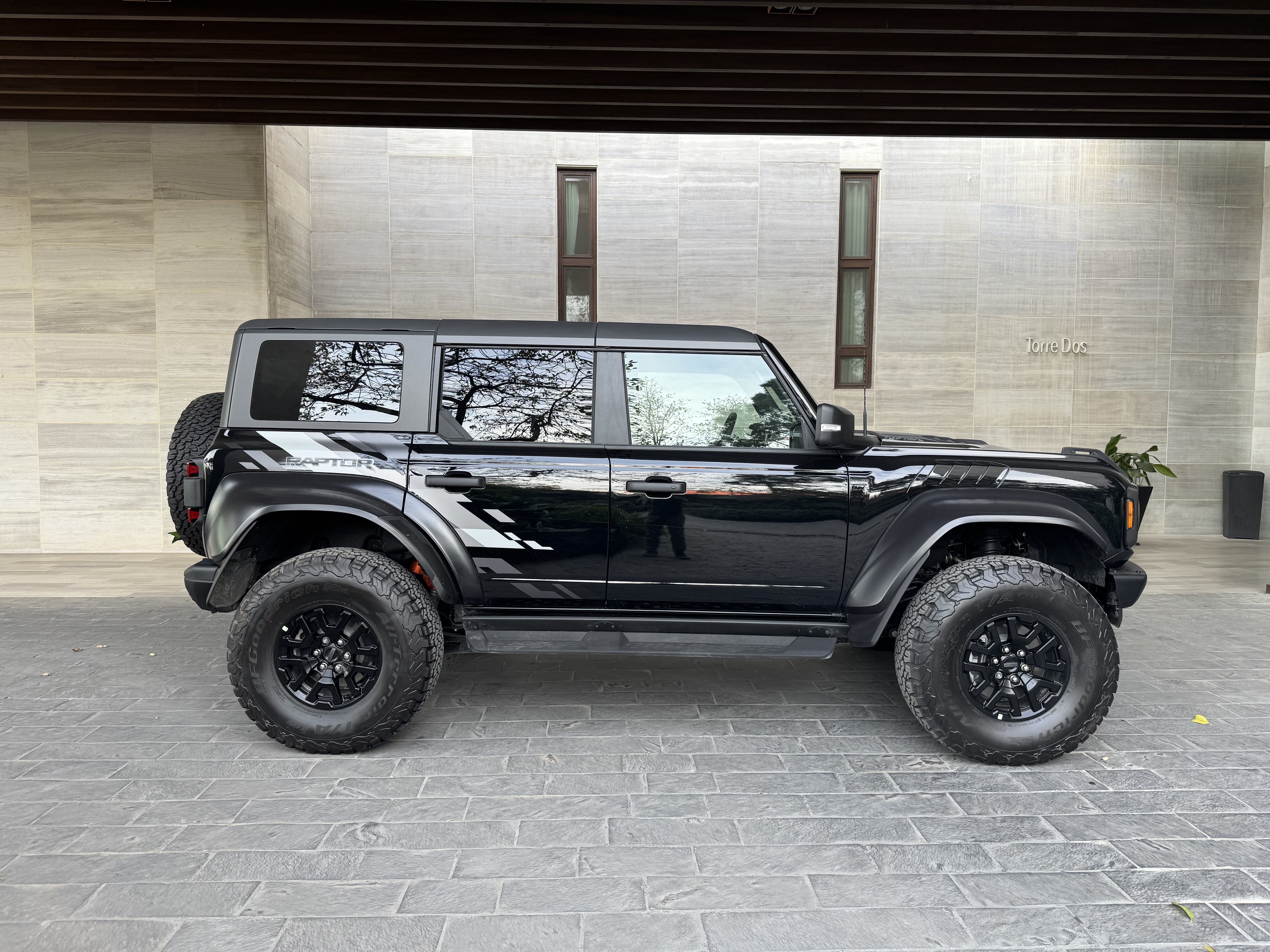 Ford Bronco Raptor 2025